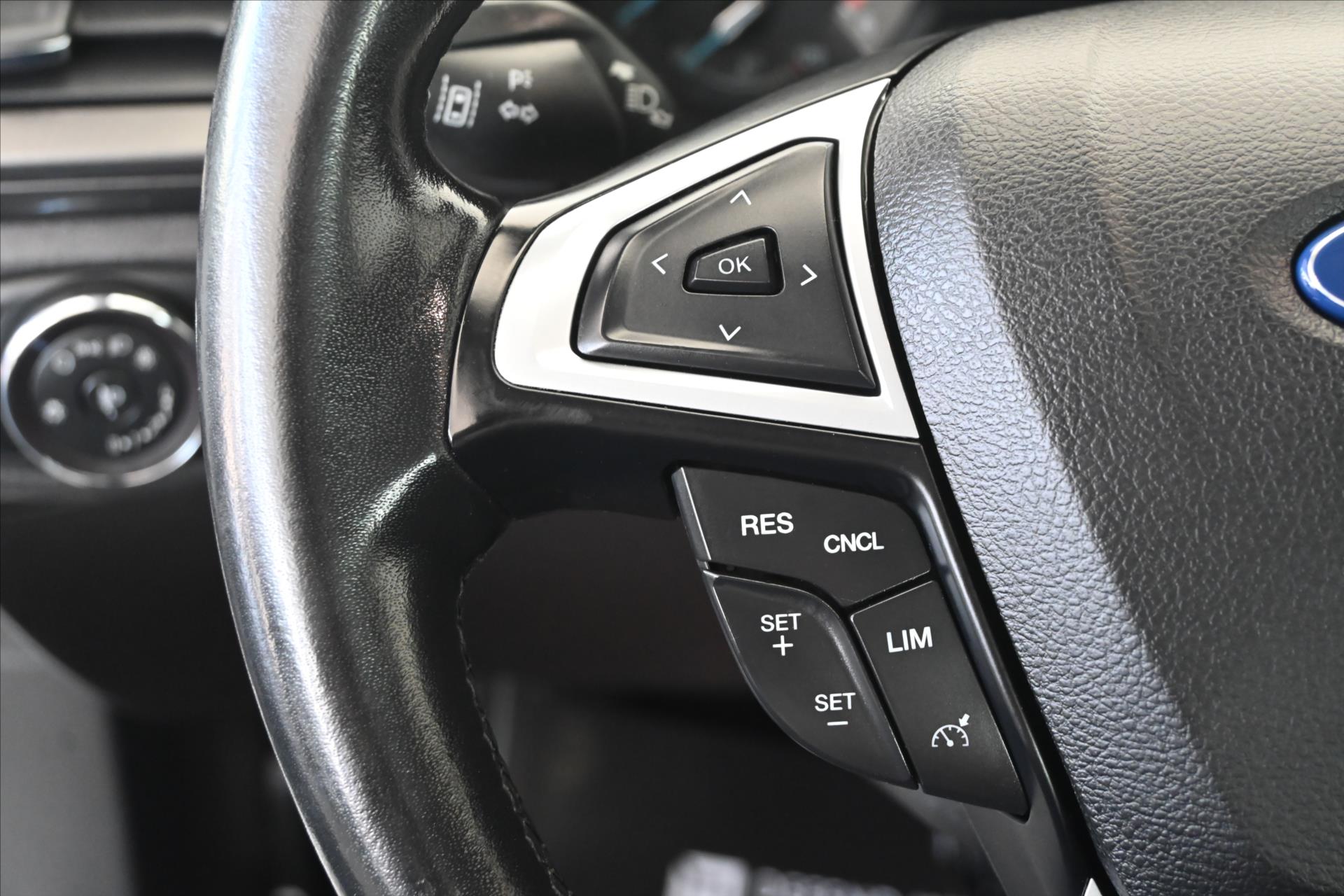 Hlavní fotografie vozu Ford Mondeo 2,0 EcoBlue 110 kW AT/8 Záruka až 5 let (17)
