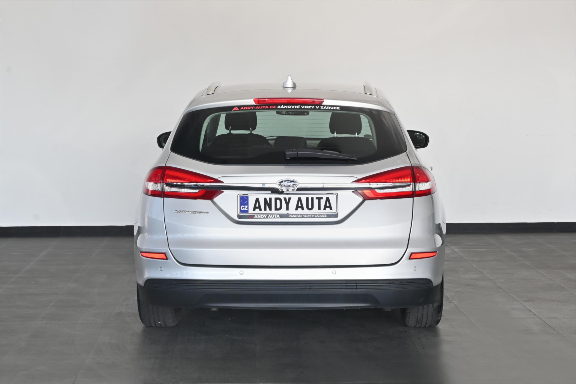 Hlavní fotografie vozu Ford Mondeo 2,0 EcoBlue 110 kW AT/8 Záruka až 5 let (4)