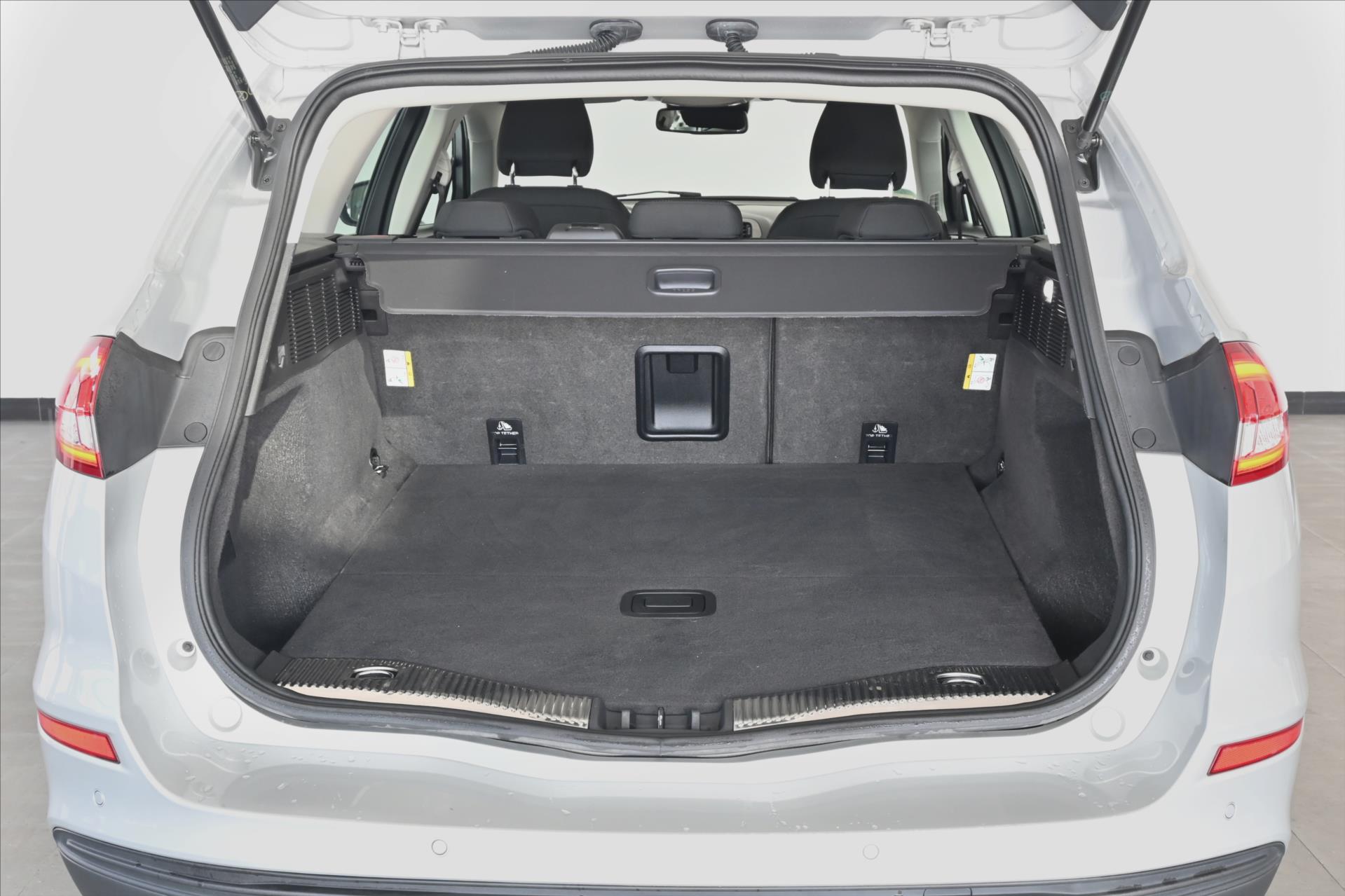 Hlavní fotografie vozu Ford Mondeo 2,0 EcoBlue 110 kW AT/8 Záruka až 5 let (6)