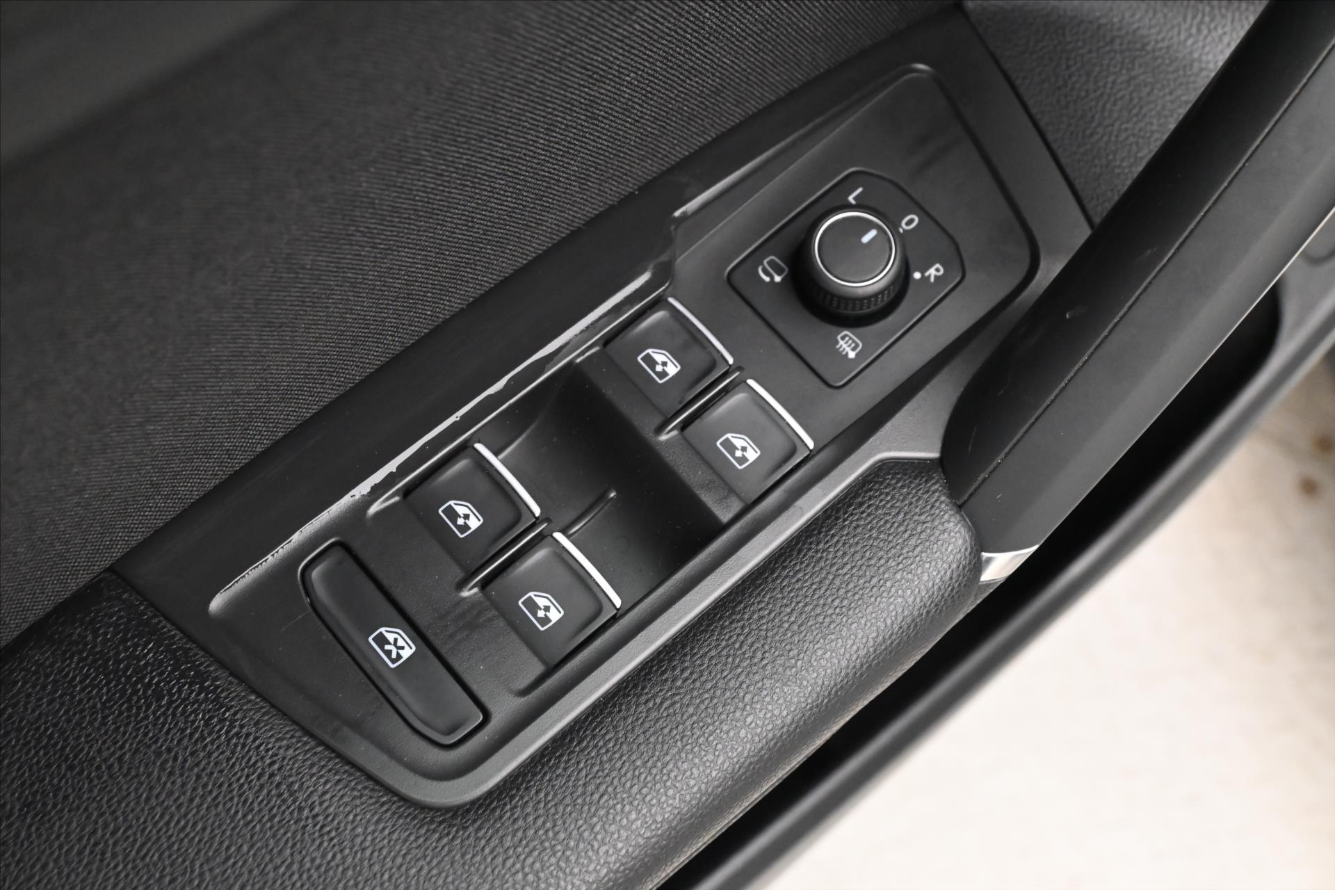 Main photo of the car Volkswagen Tiguan allspace 2.0 TDI 176 kW DSG Business Premium Warranty up to 5 years (25)