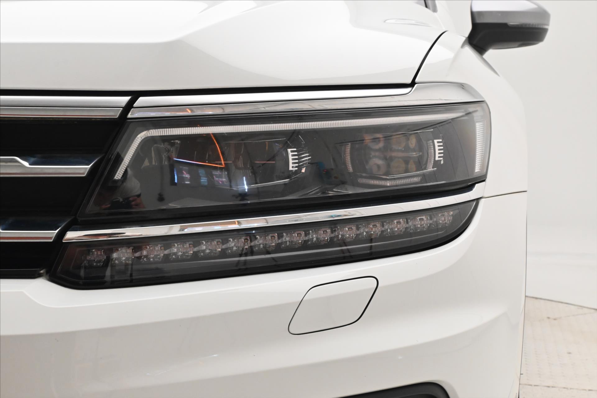 Main photo of the car Volkswagen Tiguan allspace 2.0 TDI 176 kW DSG Business Premium Warranty up to 5 years (29)