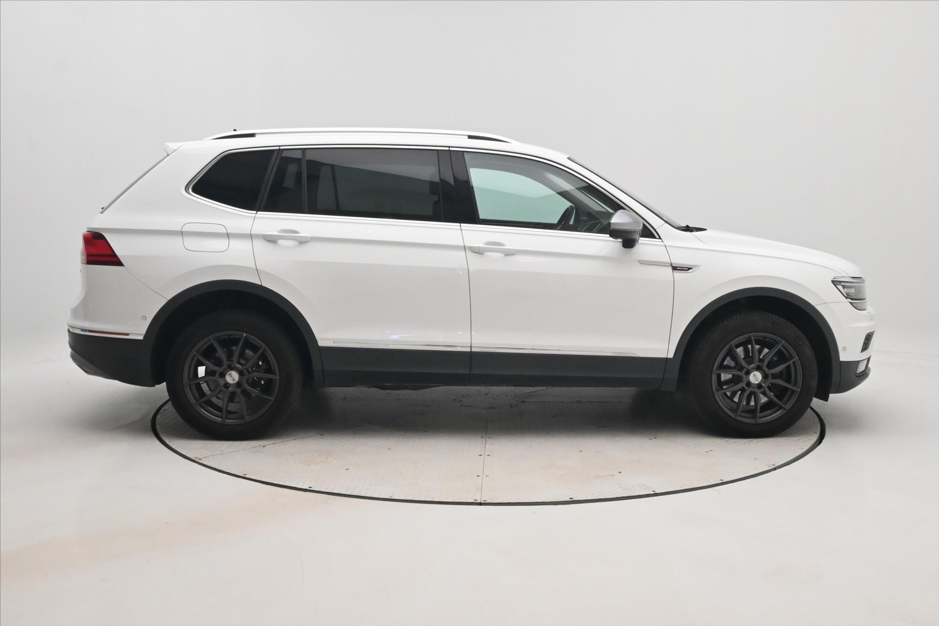 Main photo of the car Volkswagen Tiguan allspace 2.0 TDI 176 kW DSG Business Premium Warranty up to 5 years (4)