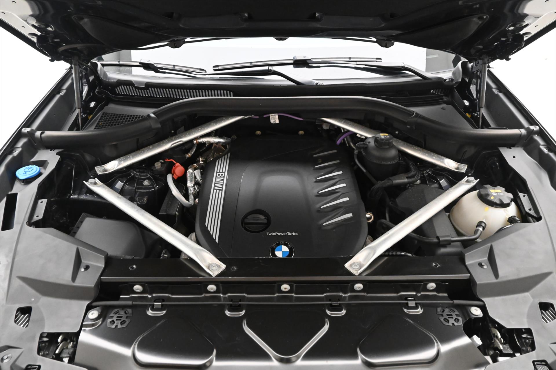 Hlavní fotografie vozu BMW X5 3,0 d xDrive 210 kW AT8 Panorama Záruka až 5 let (9)