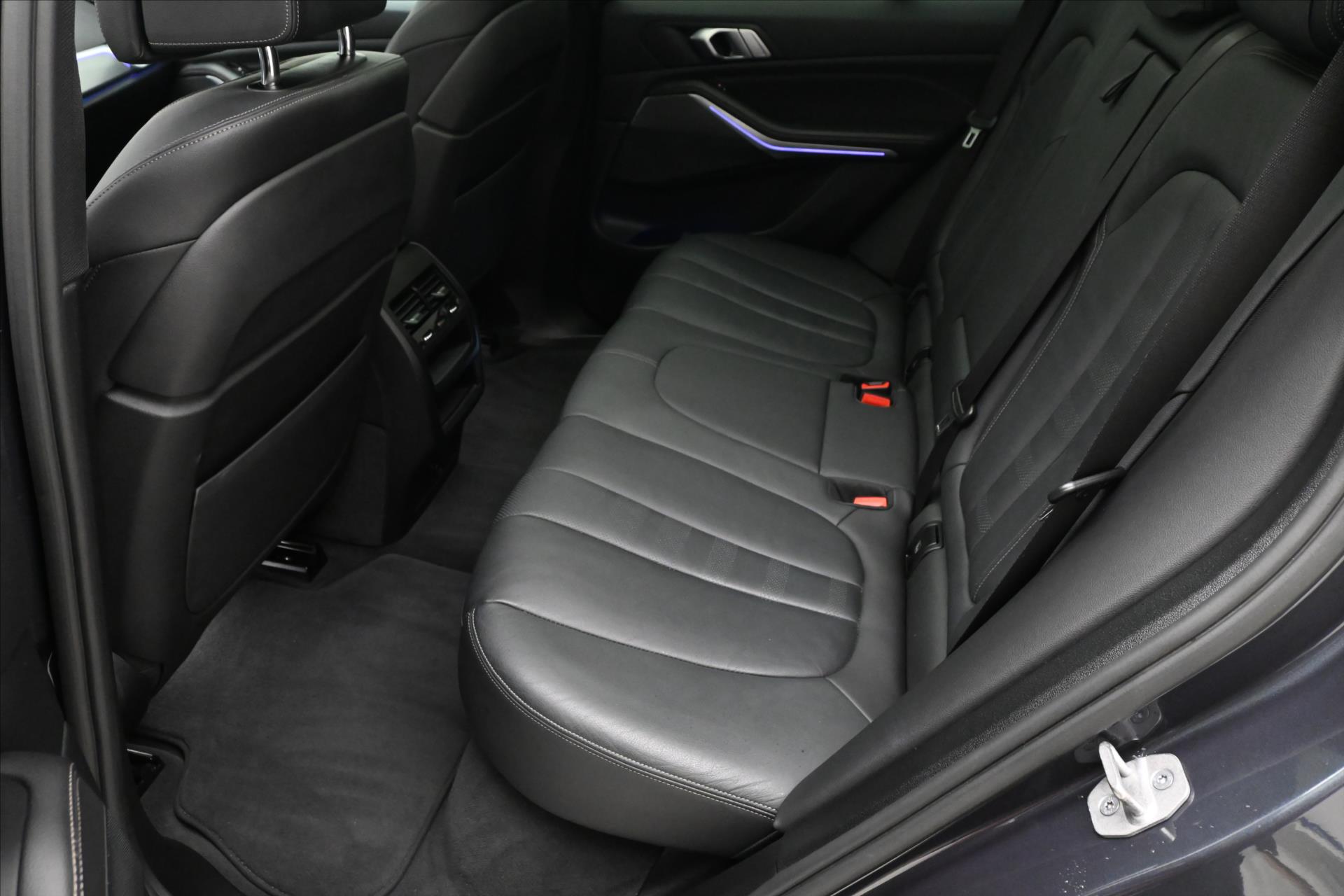 Hlavní fotografie vozu BMW X5 3,0 d xDrive 210kW AT8 Záruka 3 roky v ceně vozu (14)