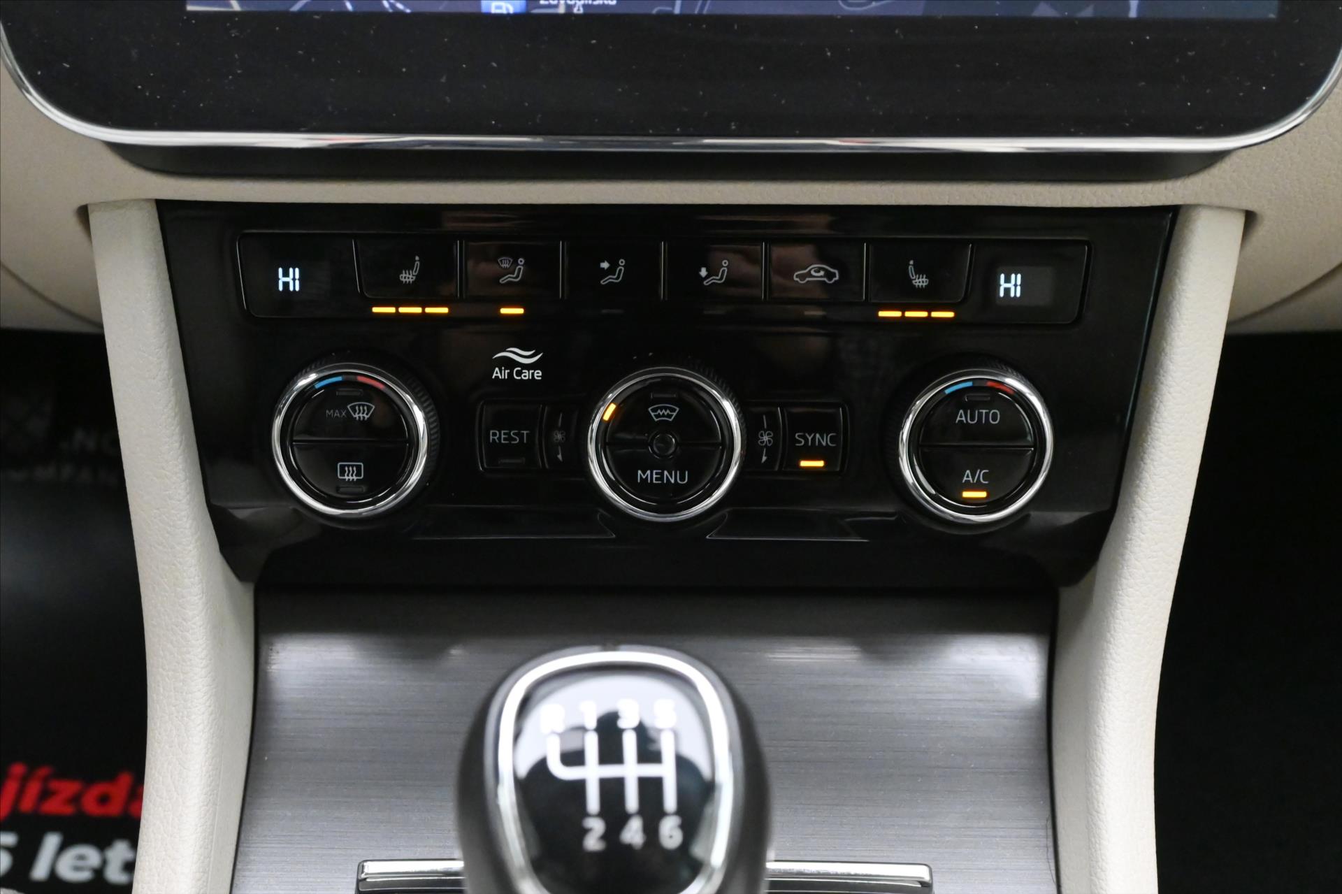 Hlavní fotografie vozu Škoda Superb 2,0 TDI 110kW Style Záruka až 5 let (21)