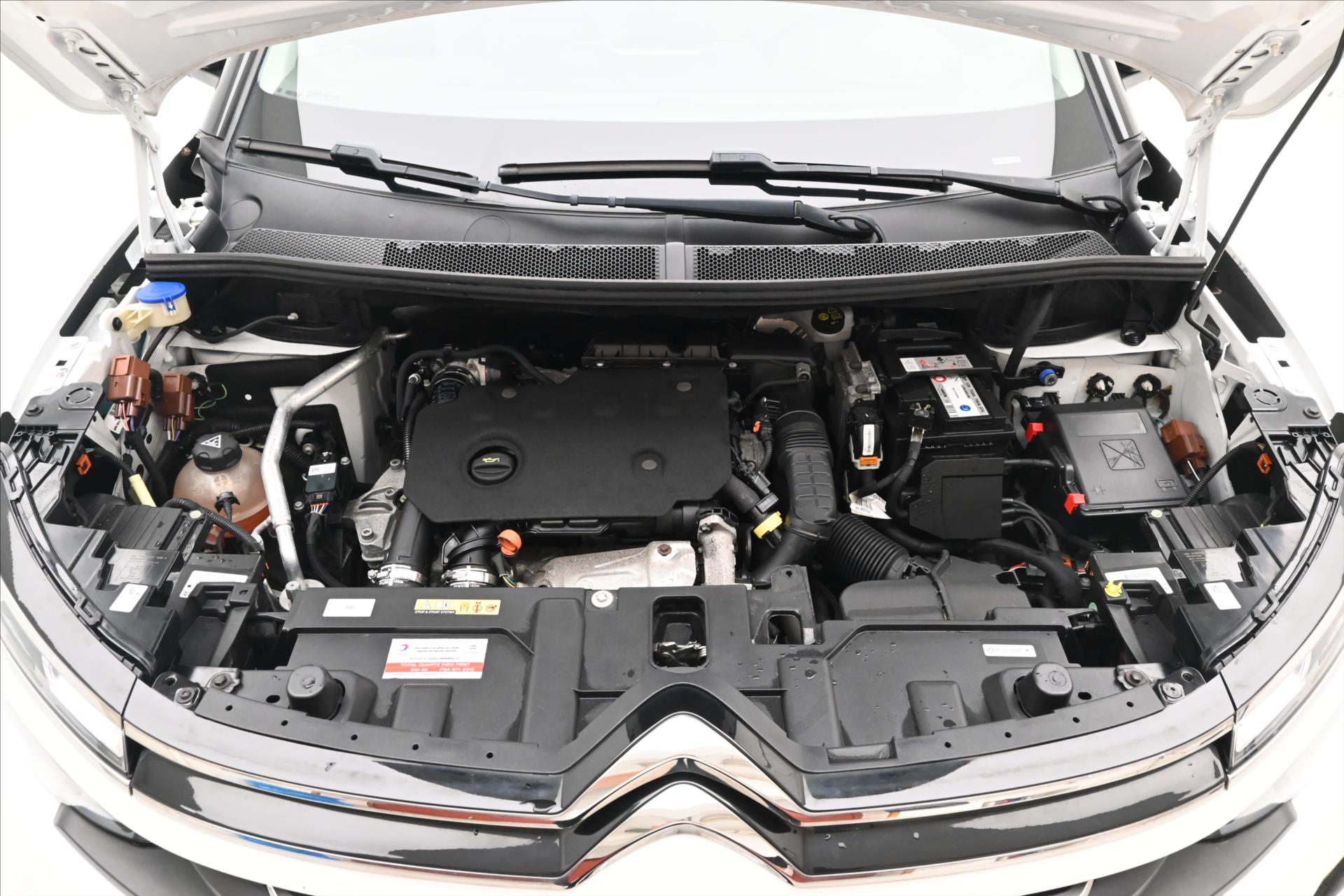 Hlavní fotografie vozu Citroën C5 Aircross 1,5 BlueHDi 96 kW S&S Business Záruka až 5 let (9)