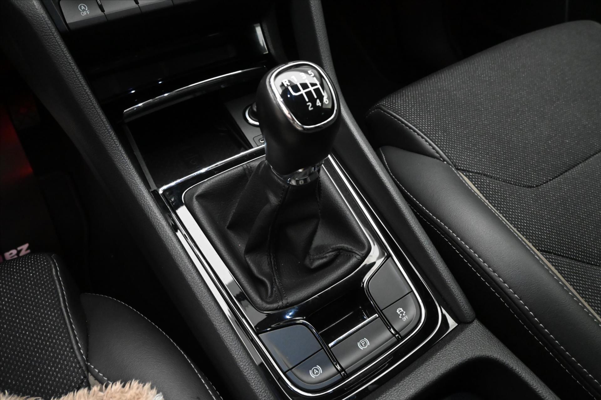 Hlavní fotografie vozu Škoda Kodiaq 1,5 TSI 110kW 7míst Business Edition Záruka až 5 let (22)
