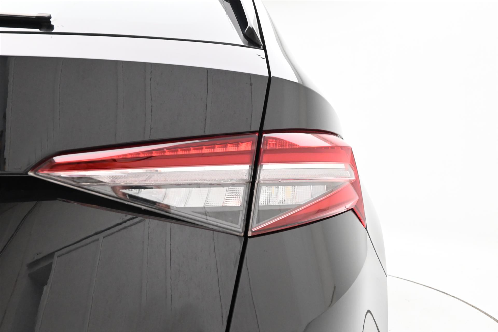 Hlavní fotografie vozu Škoda Kodiaq 1,5 TSI 110kW 7míst Business Edition Záruka až 5 let (29)