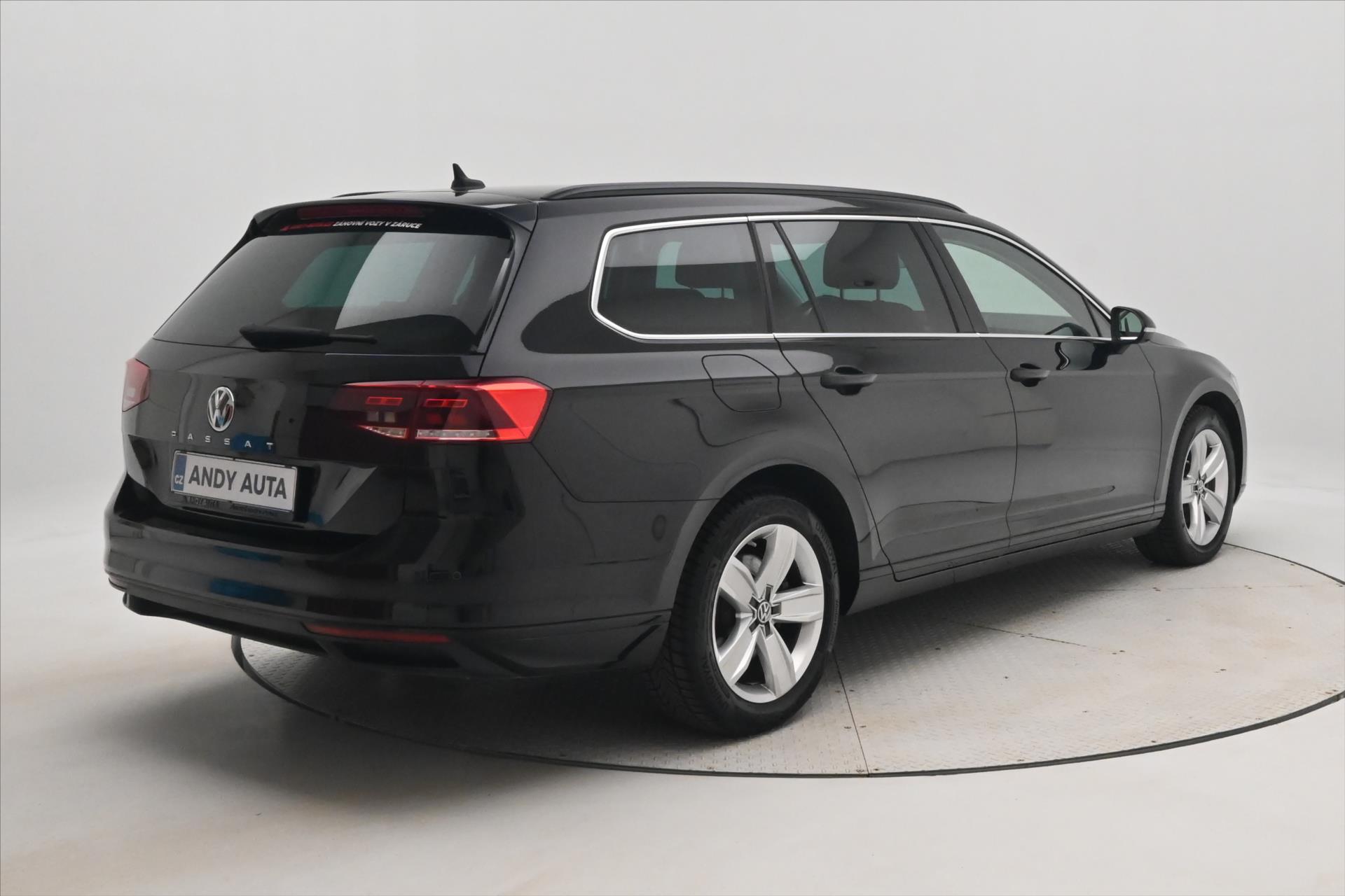 Hlavní fotografie vozu Volkswagen Passat 2,0 TDI 140 kW DSG Business Záruka až 5 let (5)