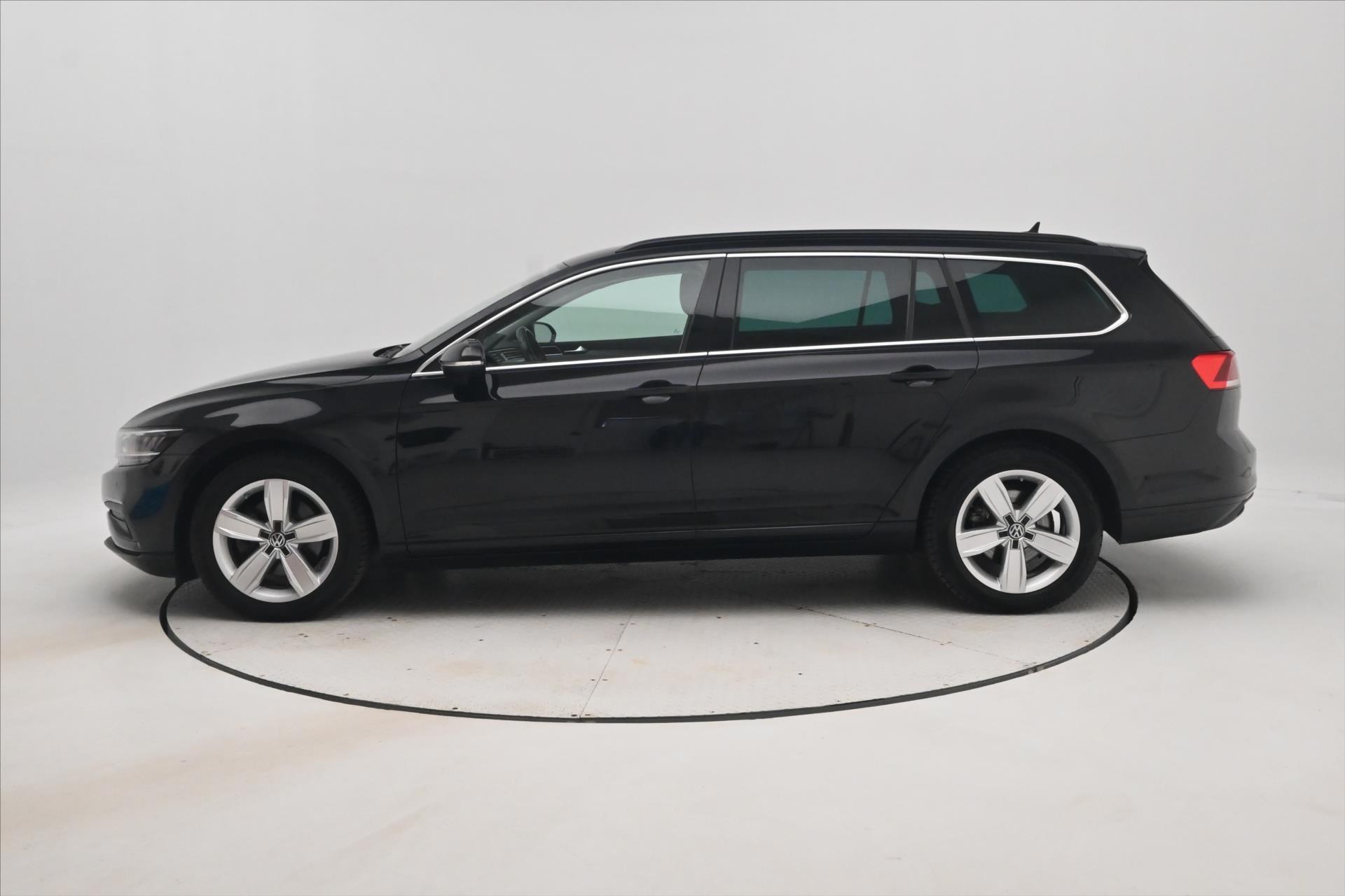 Hlavní fotografie vozu Volkswagen Passat 2,0 TDI 140 kW DSG Business Záruka až 5 let (8)