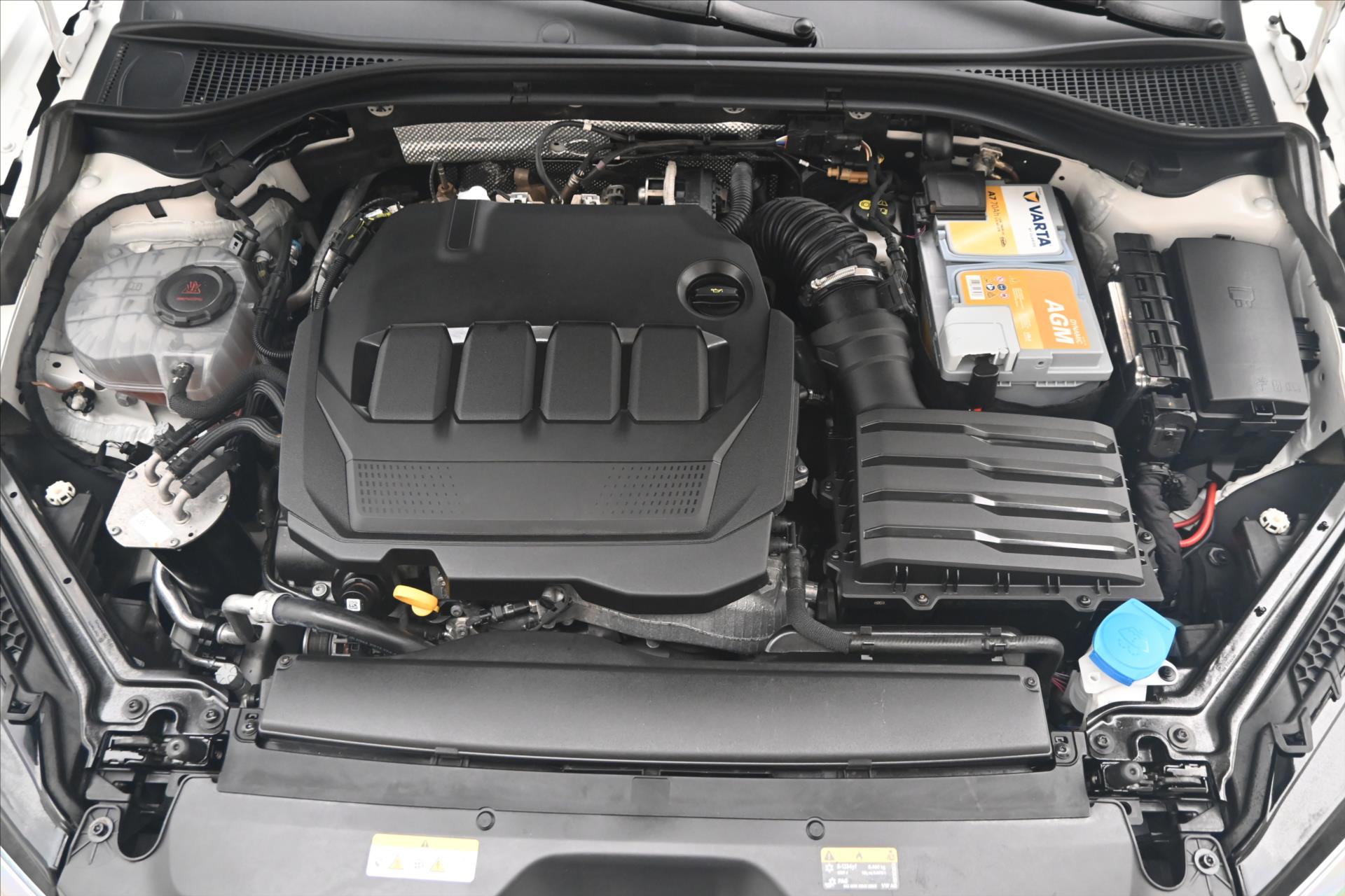 Hlavní fotografie vozu Škoda Superb 2,0 TDI 110kW Style DSG Záruka až 5 let (9)