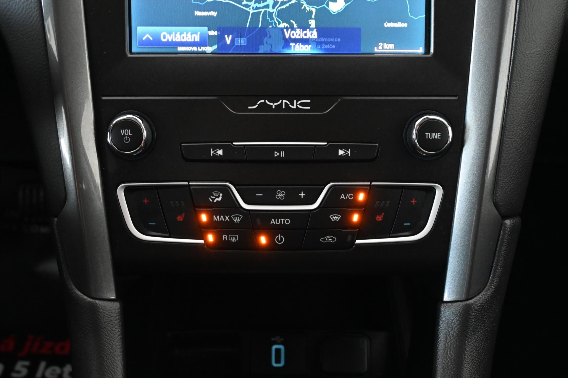 Hlavní fotografie vozu Ford Mondeo 2,0 EcoBlue 110 kW Business Záruka až 5 let (20)