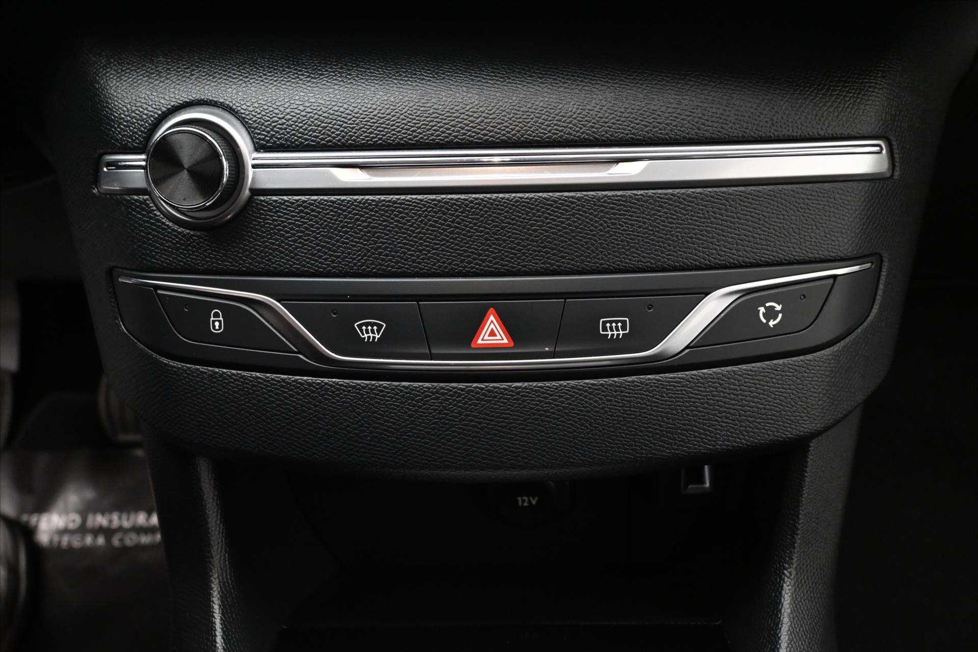 Hlavní fotografie vozu Peugeot 308 1,5 BlueHDi 96 kW Active Business Záruka až 5 let (20)