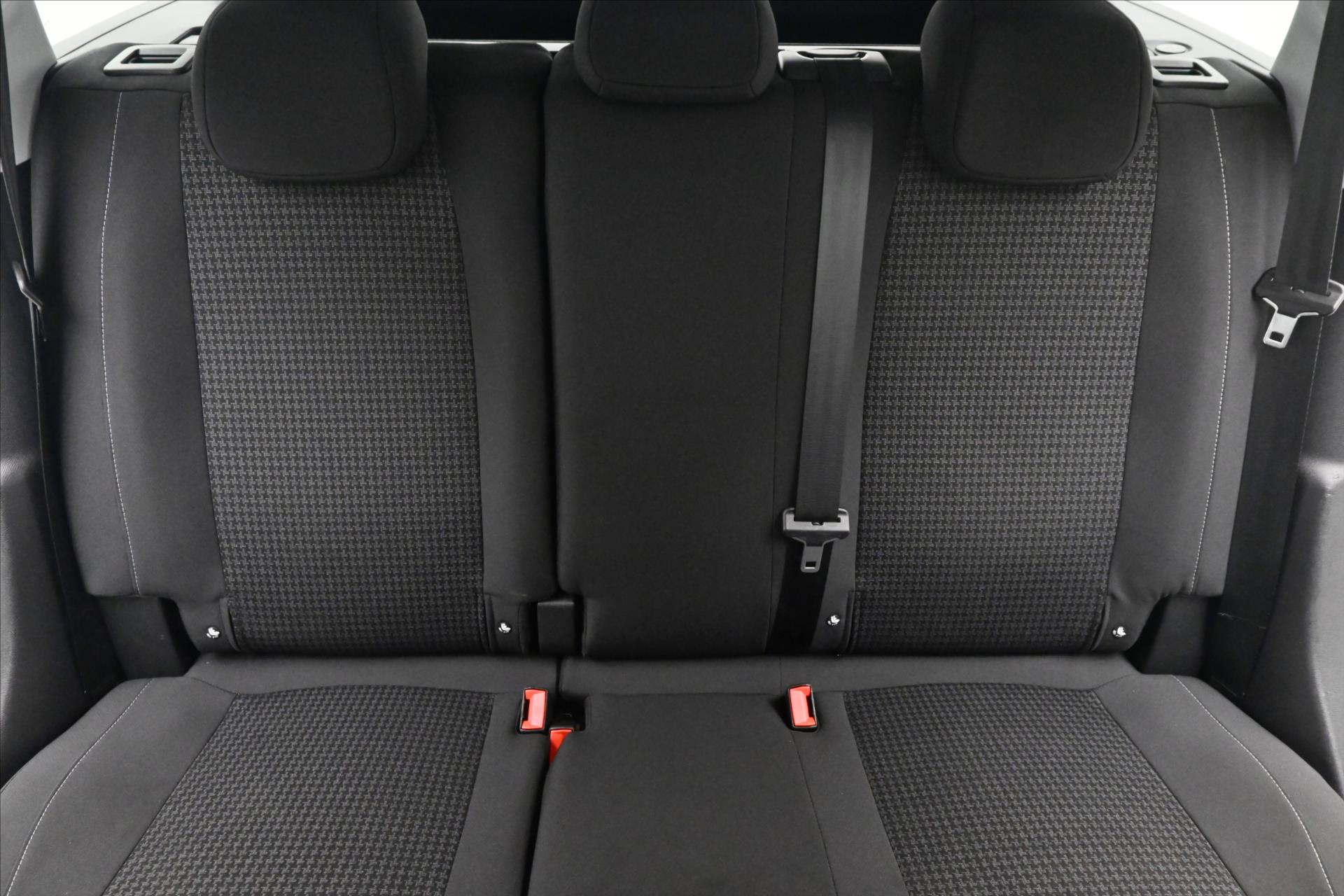 Hlavní fotografie vozu Peugeot 308 1,5 BlueHDi 96 kW Active Business Záruka až 5 let (26)