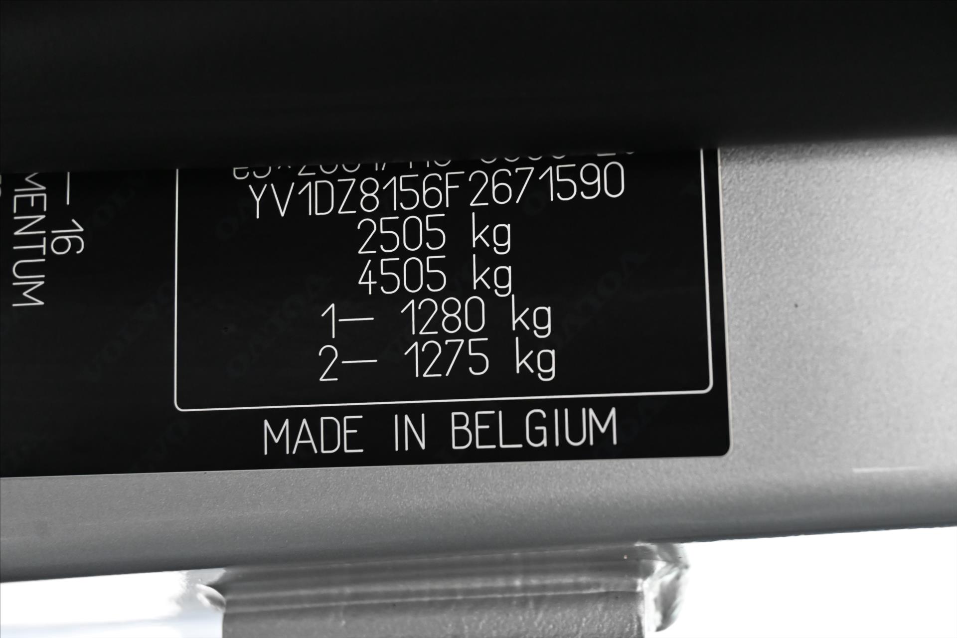 Hlavní fotografie vozu Volvo XC60 2,4 D5 133 kW AT6 AWD Záruka až 5 let (15)