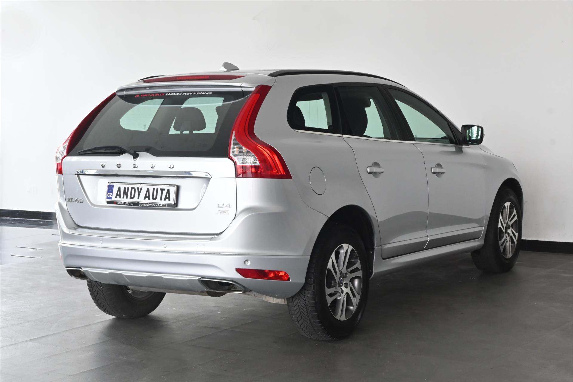 Hlavní fotografie vozu Volvo XC60 2,4 D5 133 kW AT6 AWD Záruka až 5 let (3)