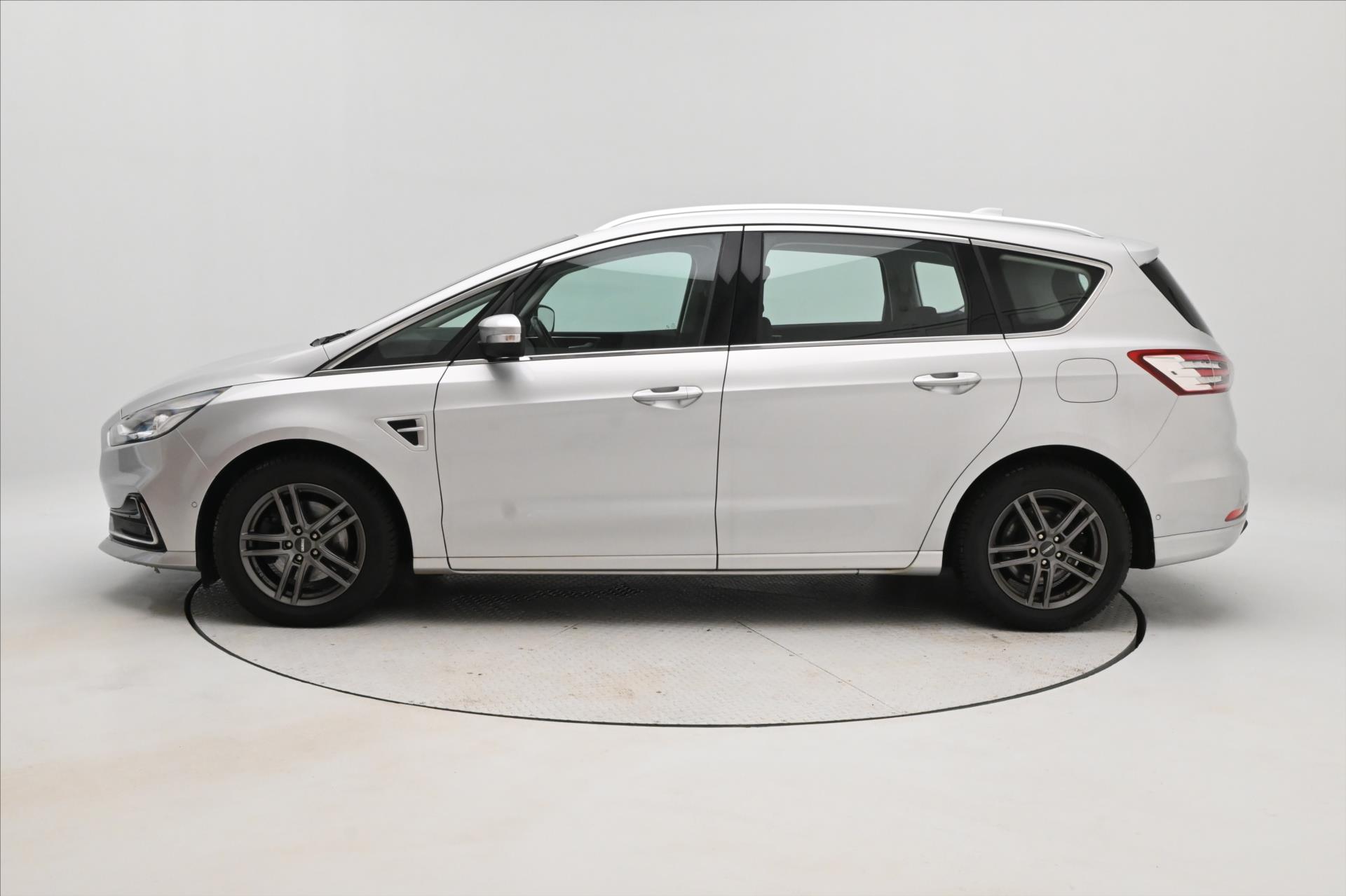 Hlavní fotografie vozu Ford S-MAX 2,0 EcoBlue 140 kW AT8 Titanium Záruka až 5 let (8)