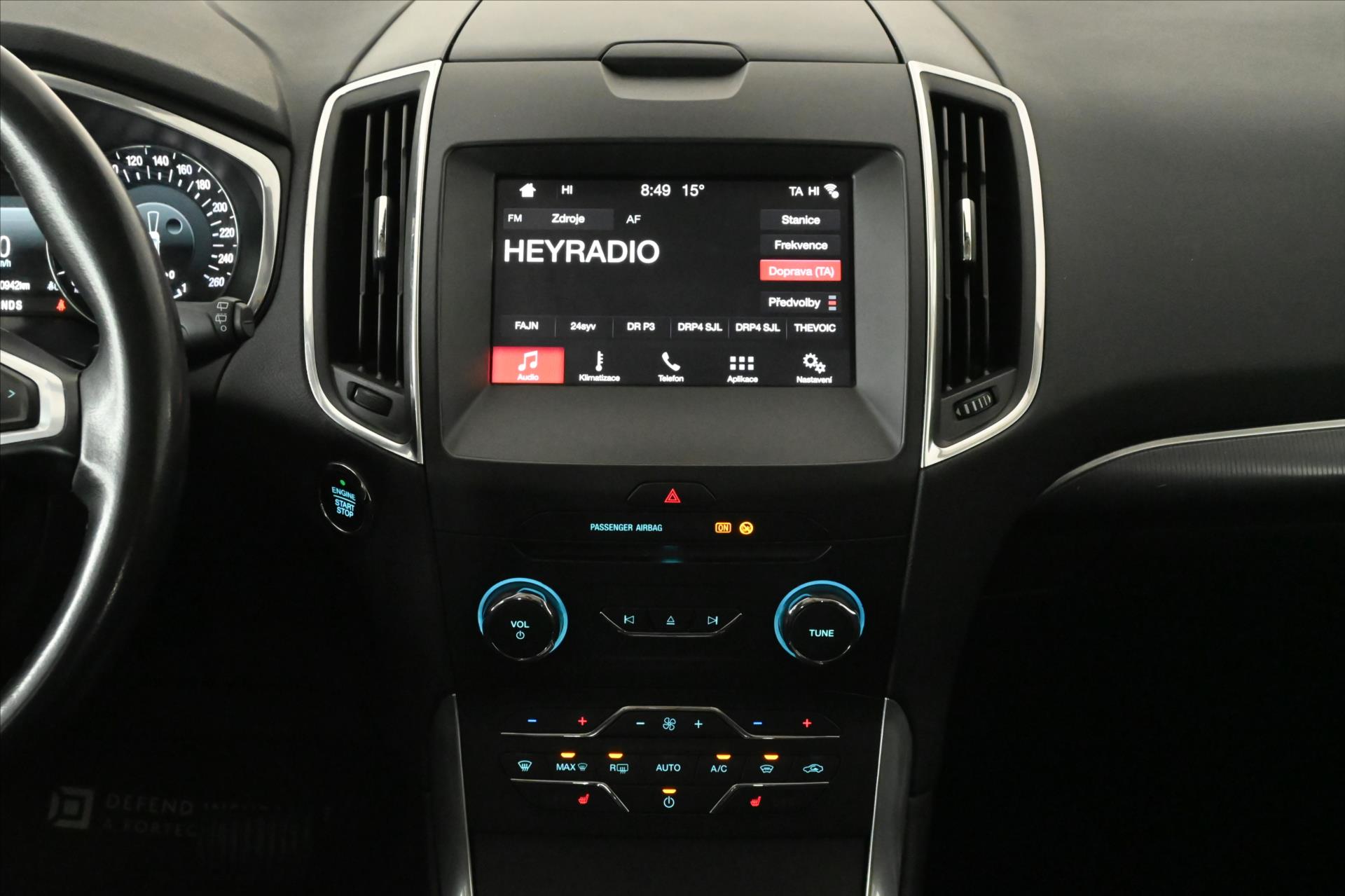Hlavní fotografie vozu Ford S-MAX 2,0 EcoBlue 110 kW AT8 Titanium Záruka až 5 let (12)