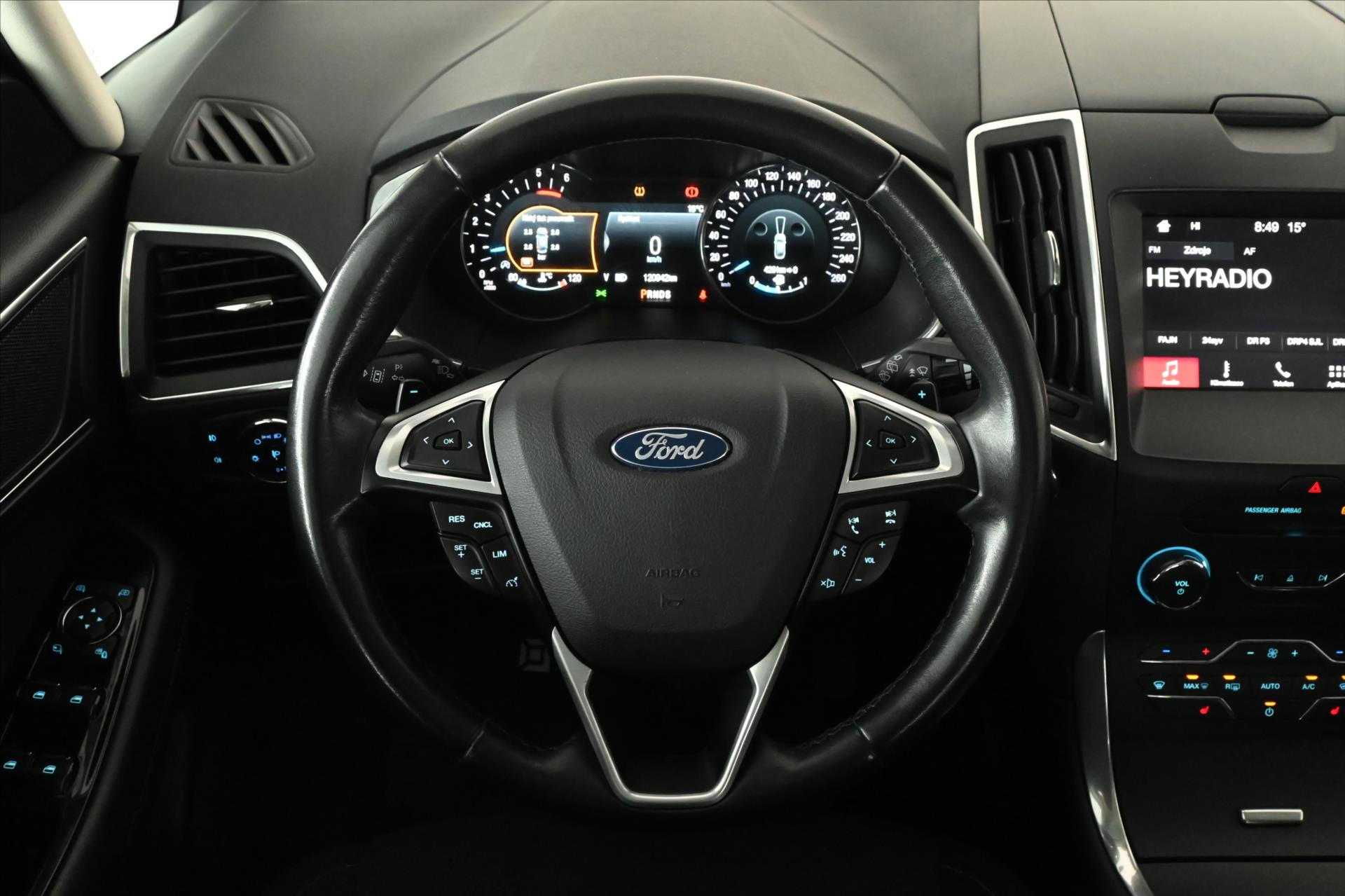 Hlavní fotografie vozu Ford S-MAX 2,0 EcoBlue 110 kW AT8 Titanium Záruka až 5 let (16)