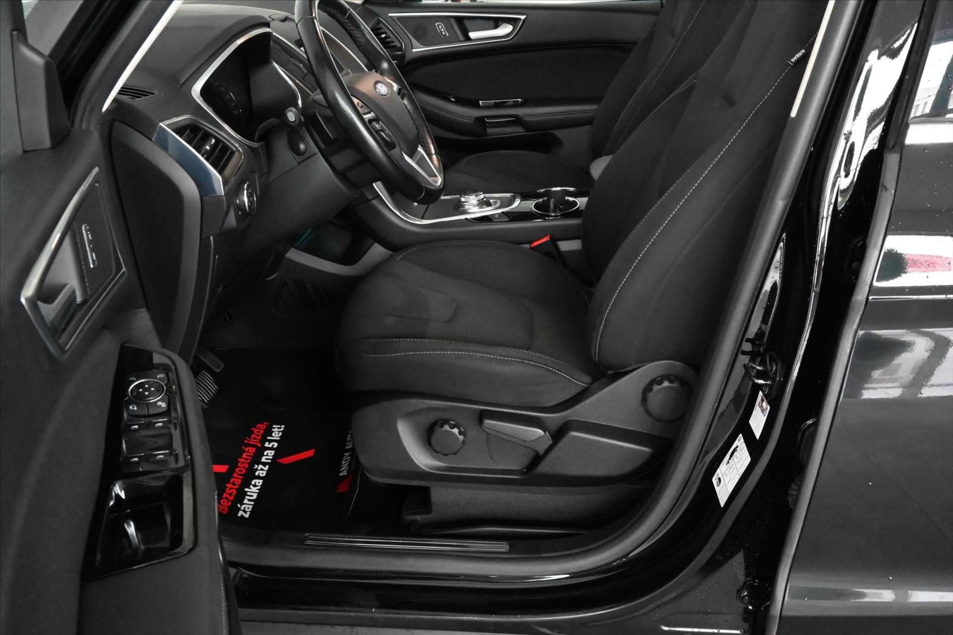 Hlavní fotografie vozu Ford S-MAX 2,0 EcoBlue 110 kW AT8 Titanium Záruka až 5 let (9)