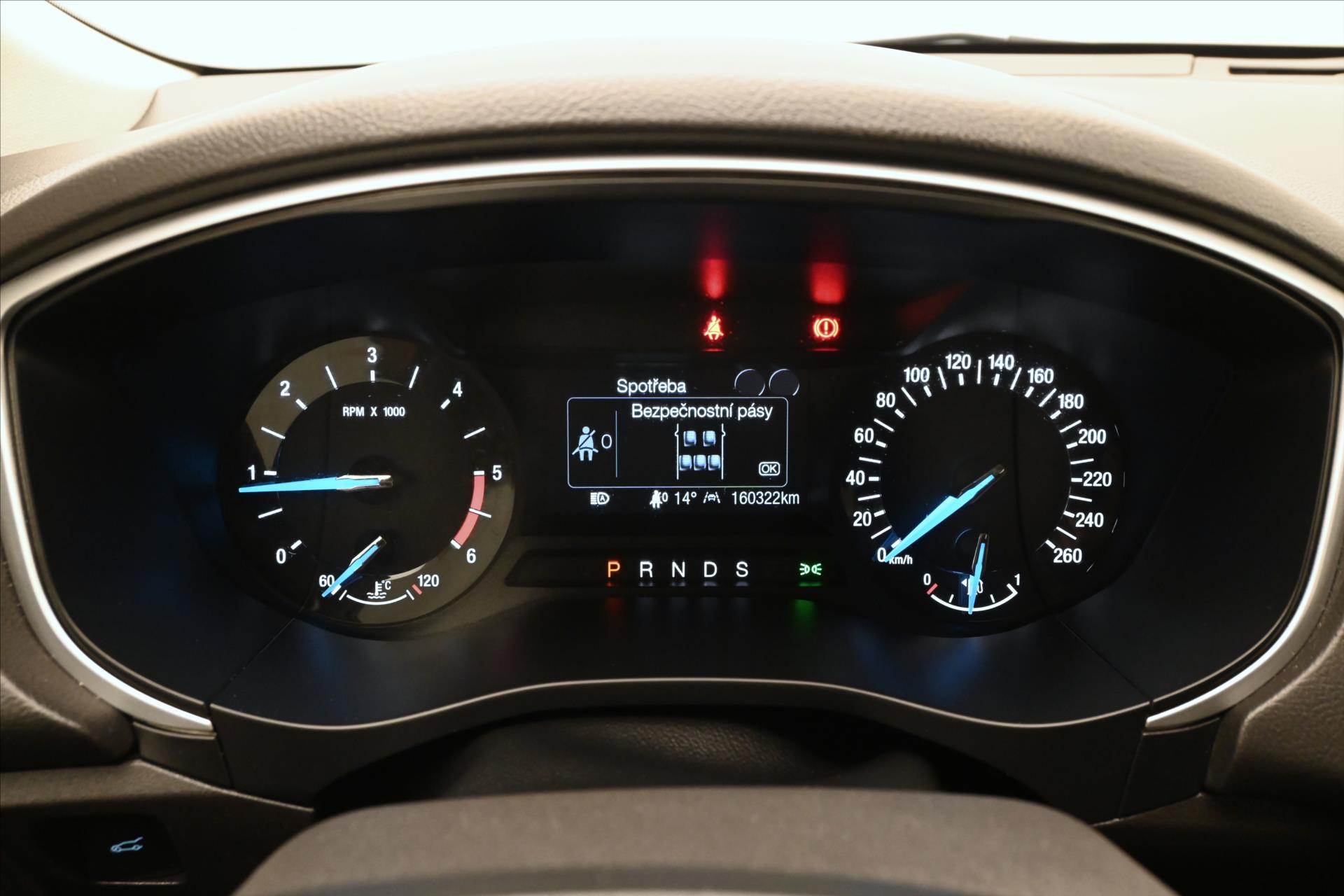 Hlavní fotografie vozu Ford Mondeo 2,0 EcoBlue 110 kW Titanium AT8 Záruka až 5 let (16)