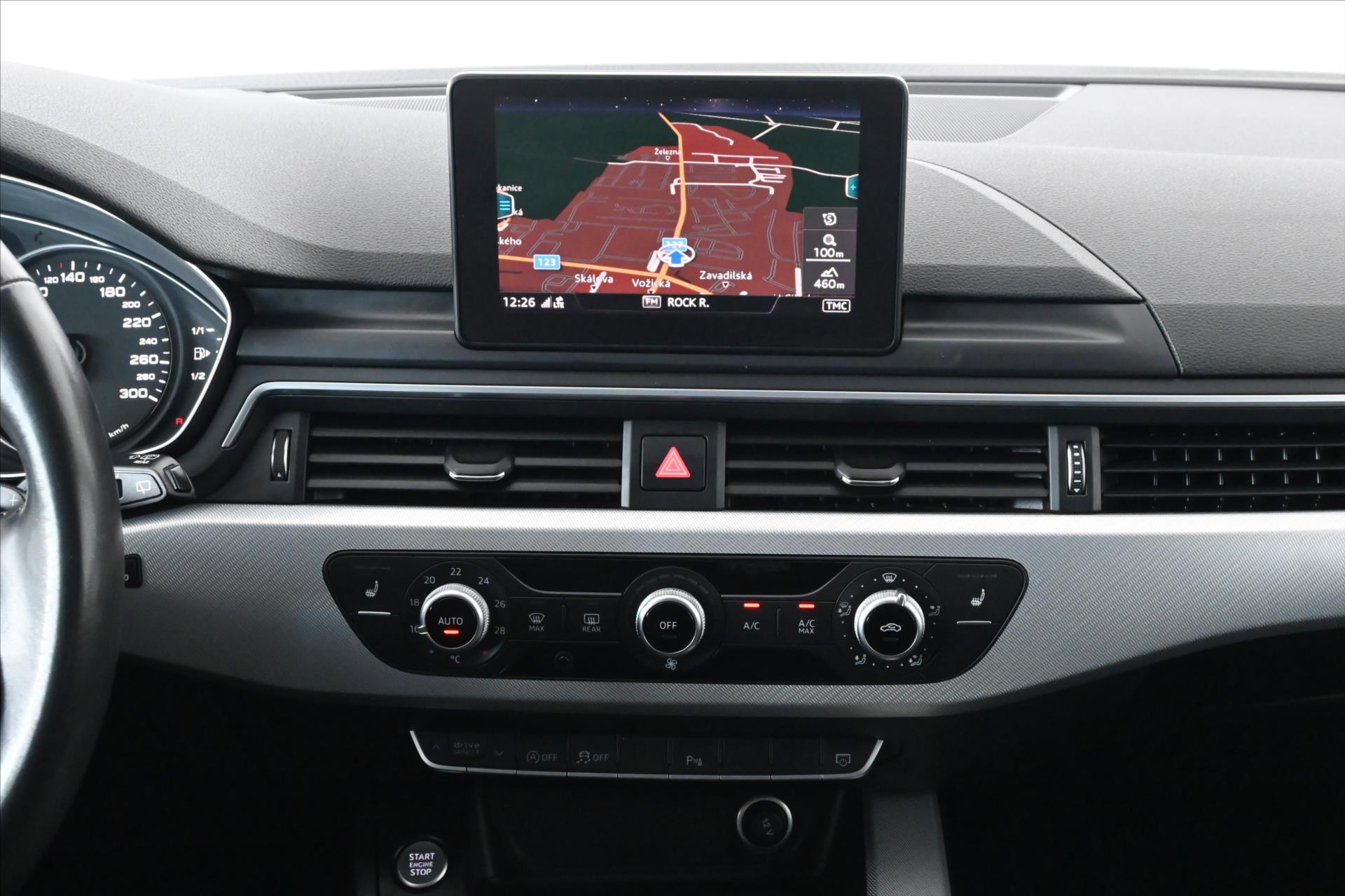Hlavní fotografie vozu Audi A4 2,0 40TDI 140 kW S-Tronic Záruka až 5 let (12)