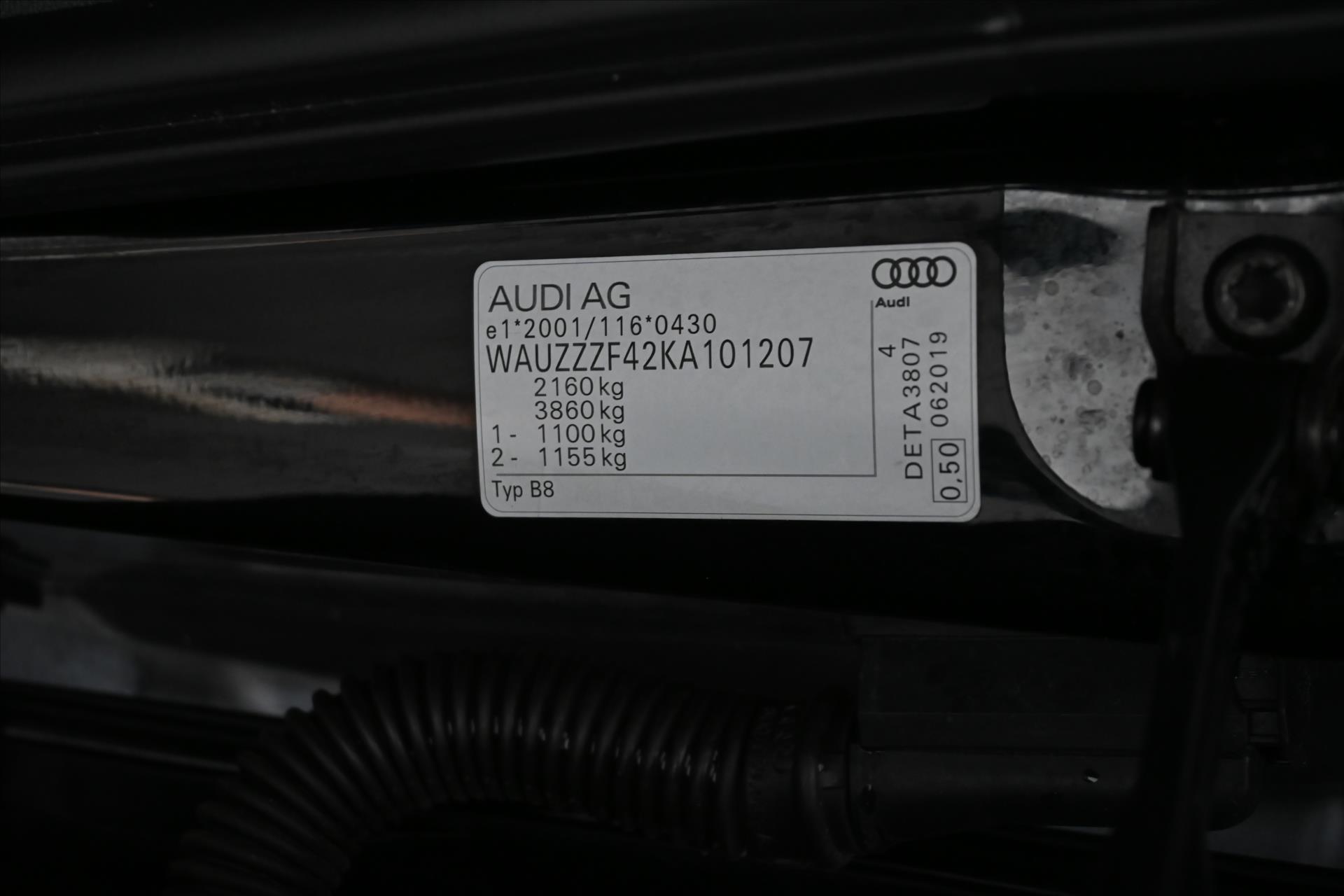 Hlavní fotografie vozu Audi A4 2,0 40TDI 140 kW S-Tronic Záruka až 5 let (15)