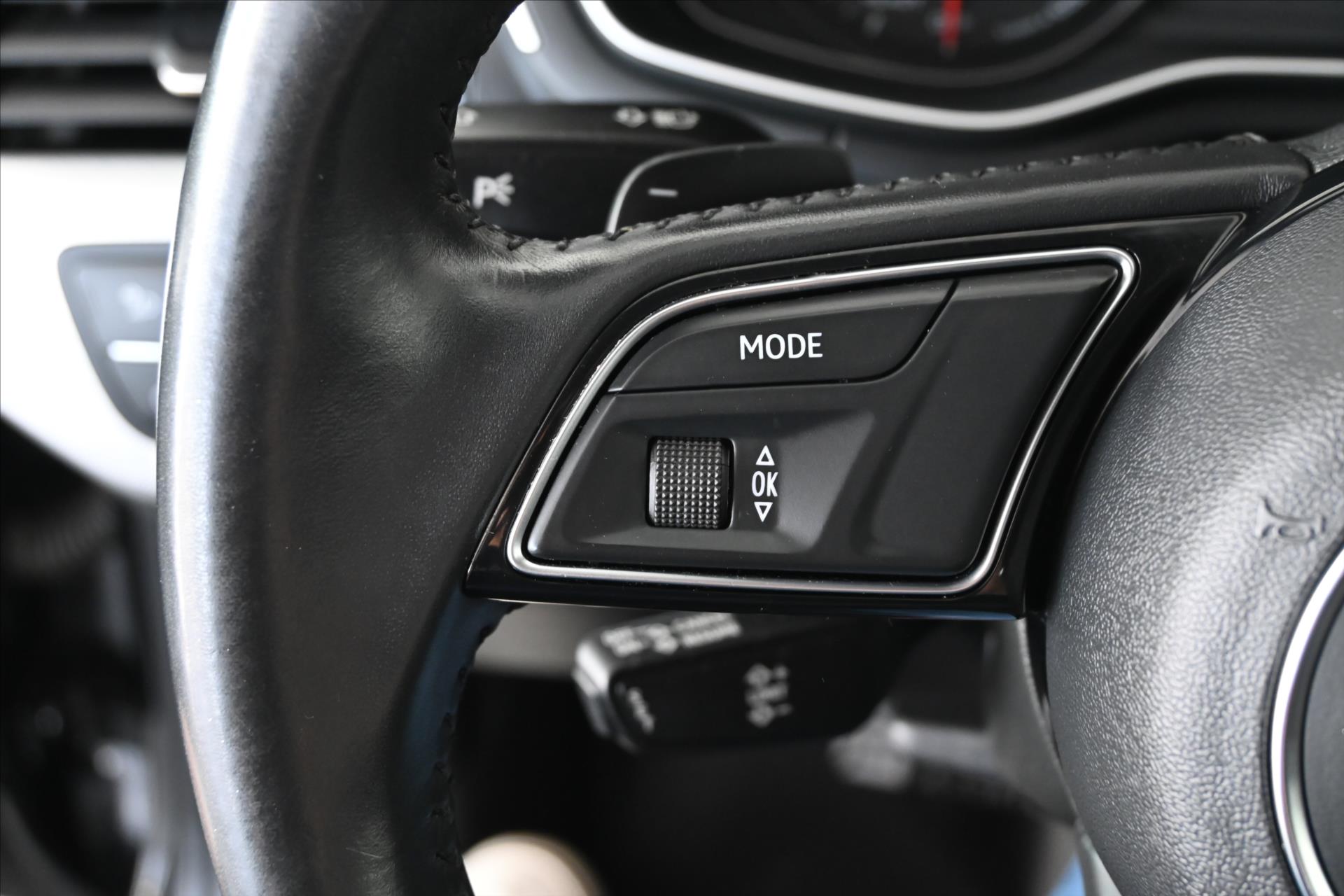 Hlavní fotografie vozu Audi A4 2,0 40TDI 140 kW S-Tronic Záruka až 5 let (17)