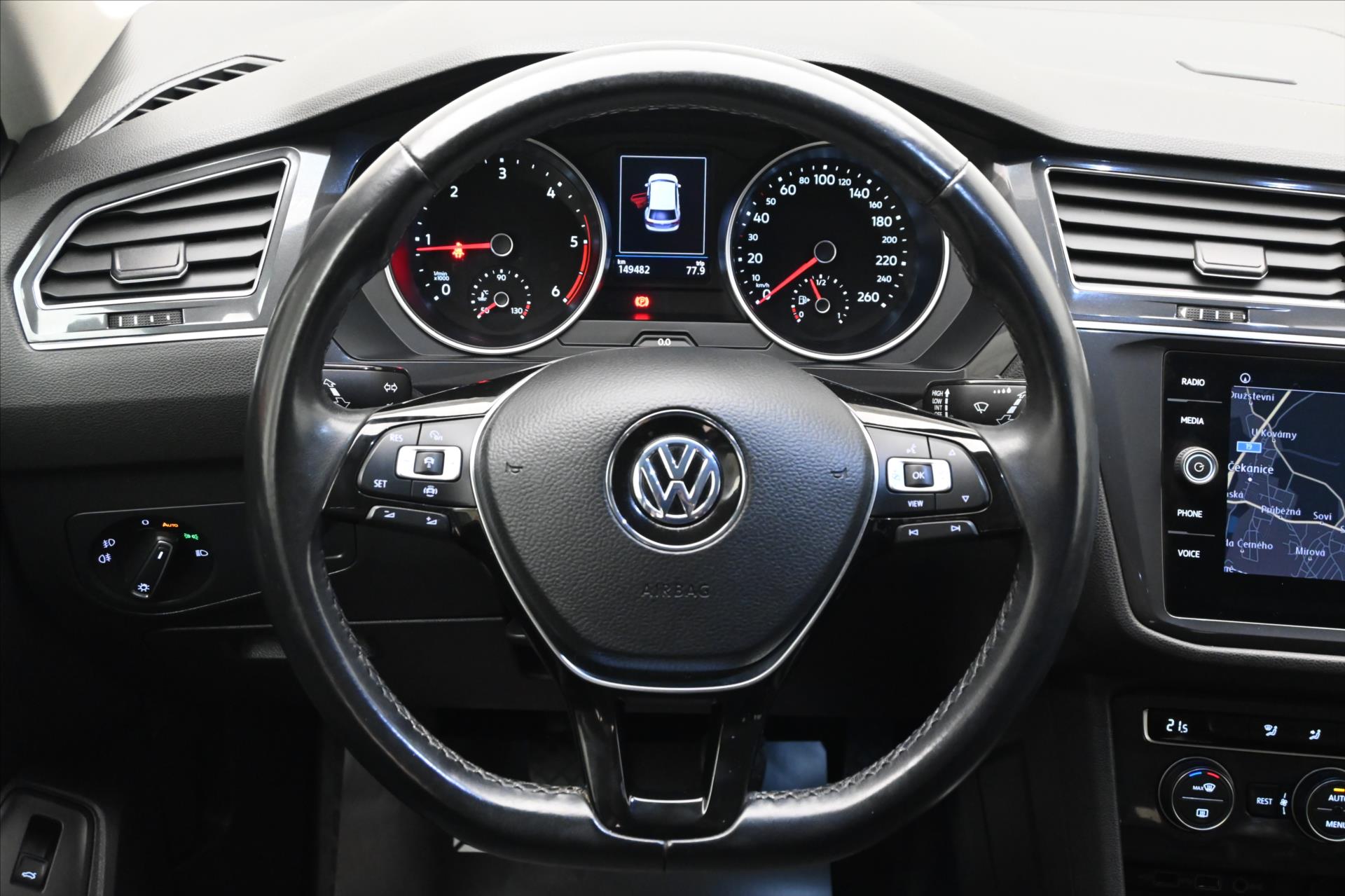 Hlavní fotografie vozu Volkswagen Tiguan Allspace 2,0 TDI 110 kW Navi 7/míst Záruka až 5 let (19)