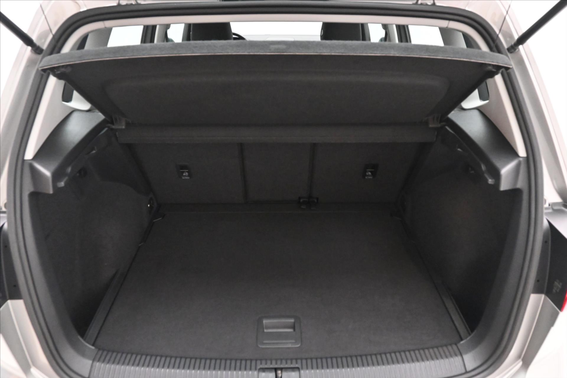 Hlavní fotografie vozu Volkswagen Golf Sportsvan 1,6 TDI 85 kW Navi Záruka až 5 let (10)