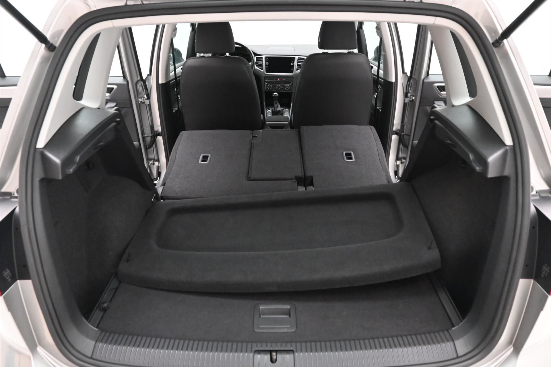 Hlavní fotografie vozu Volkswagen Golf Sportsvan 1,6 TDI 85 kW Navi Záruka až 5 let (11)