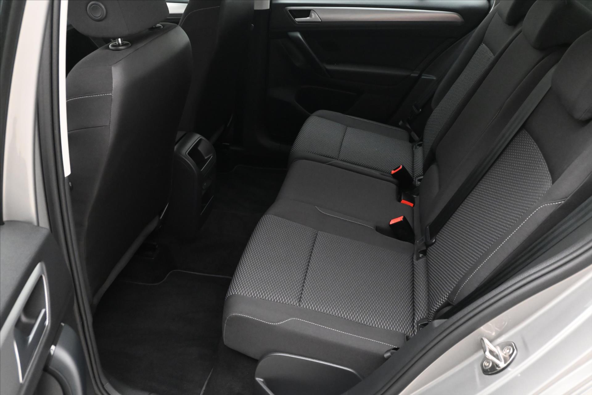 Hlavní fotografie vozu Volkswagen Golf Sportsvan 1,6 TDI 85 kW Navi Záruka až 5 let (14)