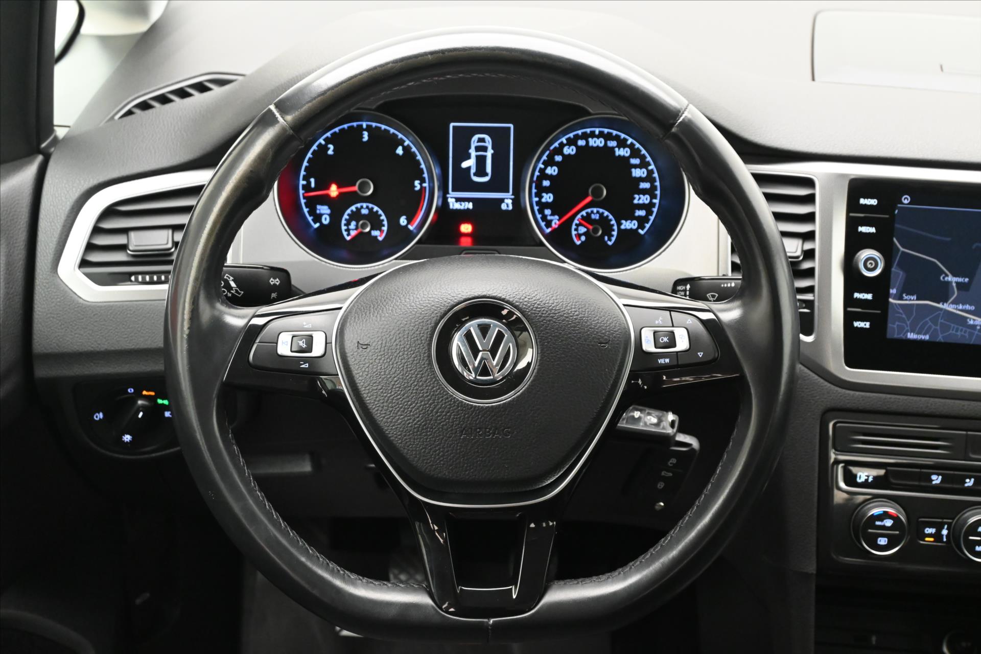 Hlavní fotografie vozu Volkswagen Golf Sportsvan 1,6 TDI 85 kW Navi Záruka až 5 let (18)