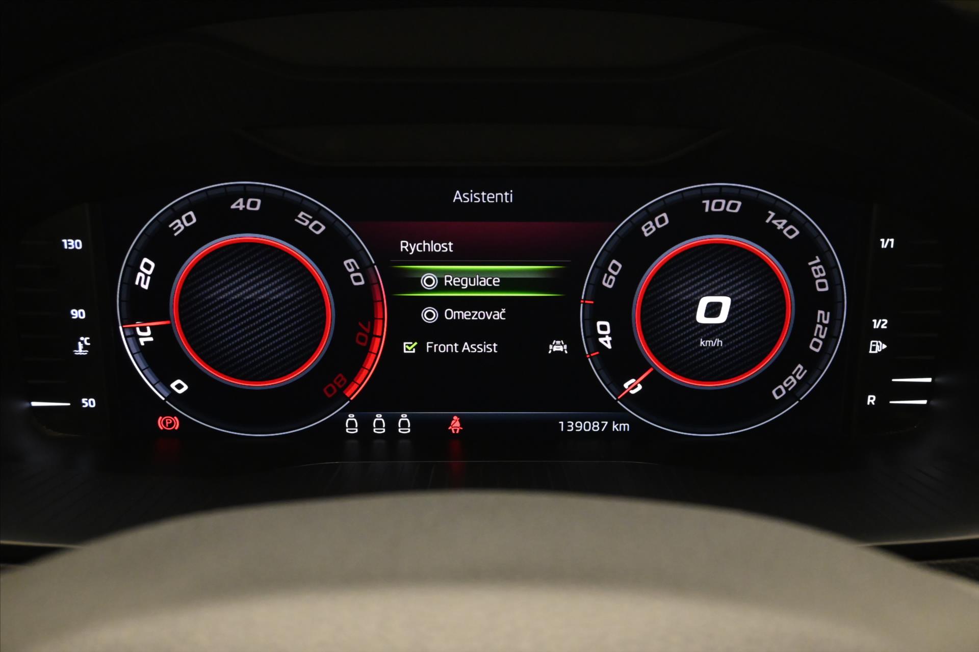 Hlavní fotografie vozu Škoda Karoq 1,5 TSI 110 kW Sportline Záruka až 5 let (16)