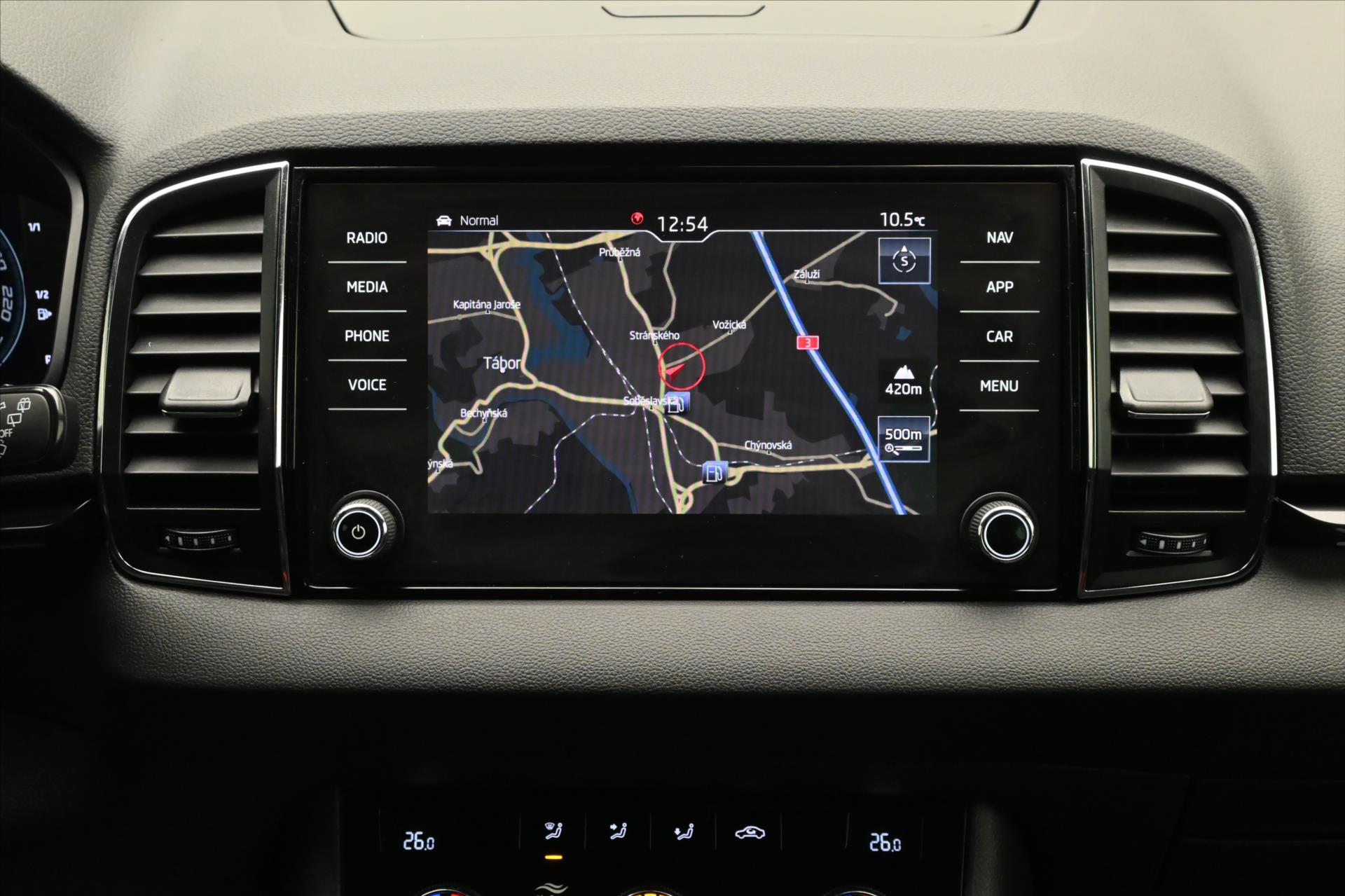 Hlavní fotografie vozu Škoda Karoq 1,5 TSI 110 kW Sportline Záruka až 5 let (19)