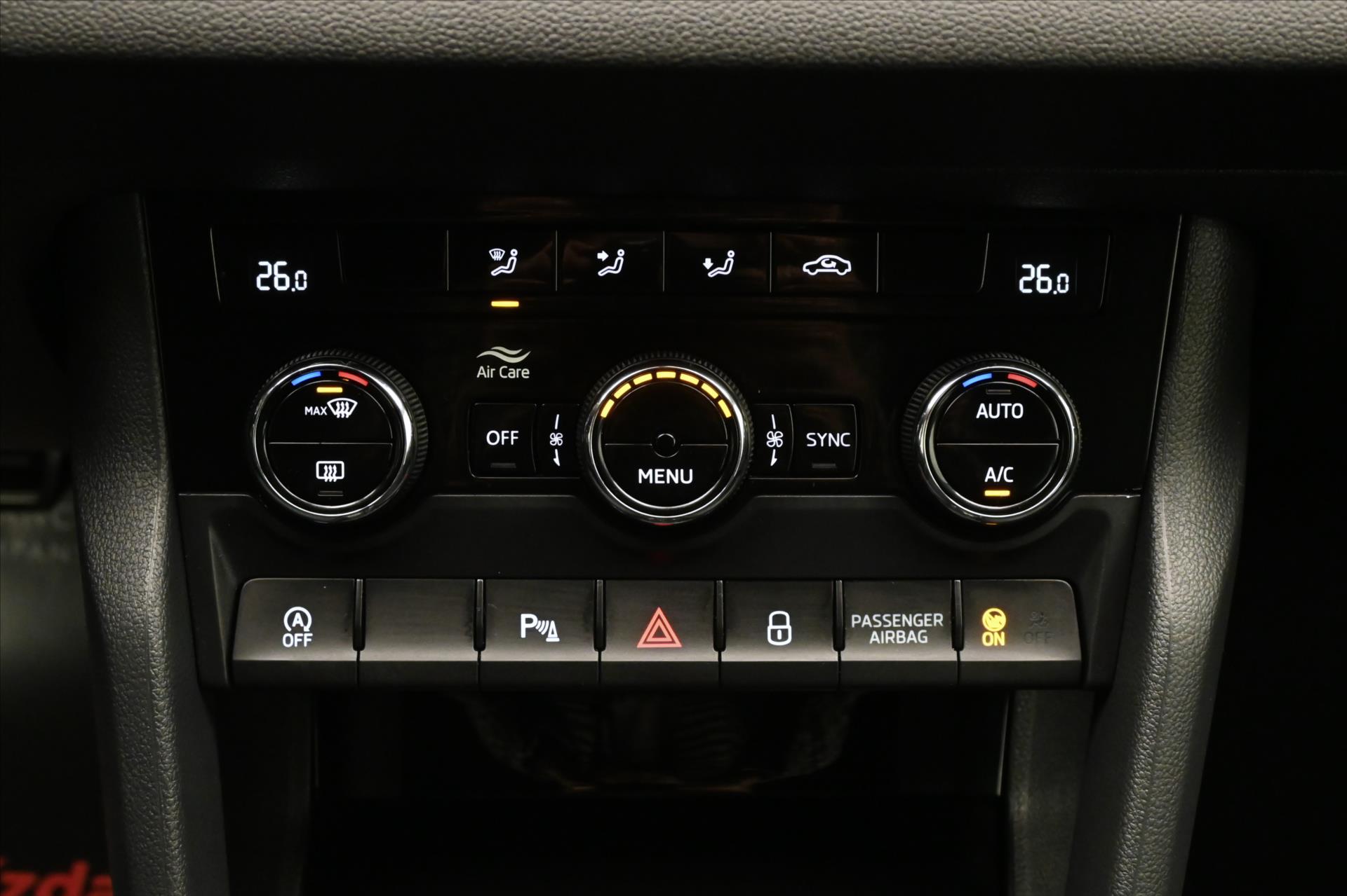 Hlavní fotografie vozu Škoda Karoq 1,5 TSI 110 kW Sportline Záruka až 5 let (22)