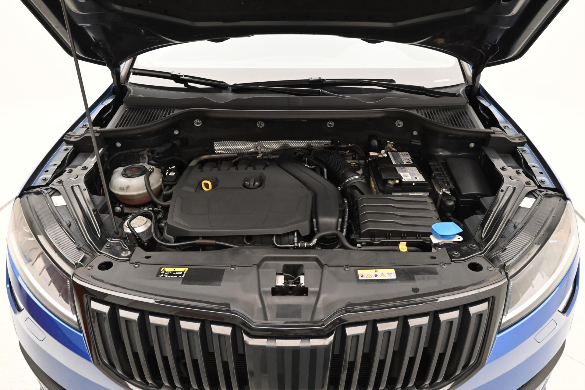 Hlavní fotografie vozu Škoda Karoq 1,5 TSI 110 kW Sportline Záruka až 5 let (9)