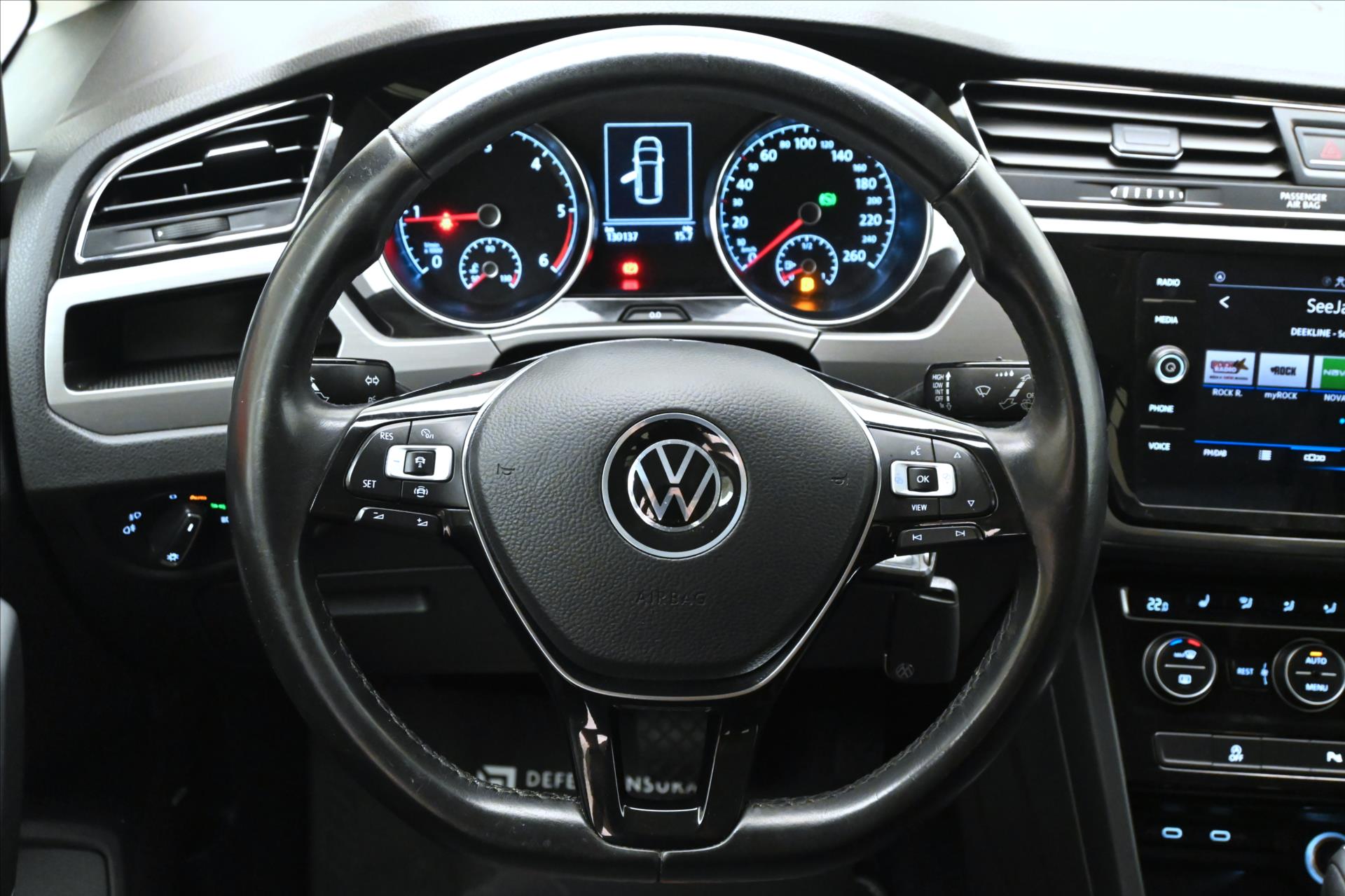 Hlavní fotografie vozu Volkswagen Touran 2,0 TDI 110 kW DSG 7/Míst Comfortline ZÁRUKA AŽ 5 LET (19)