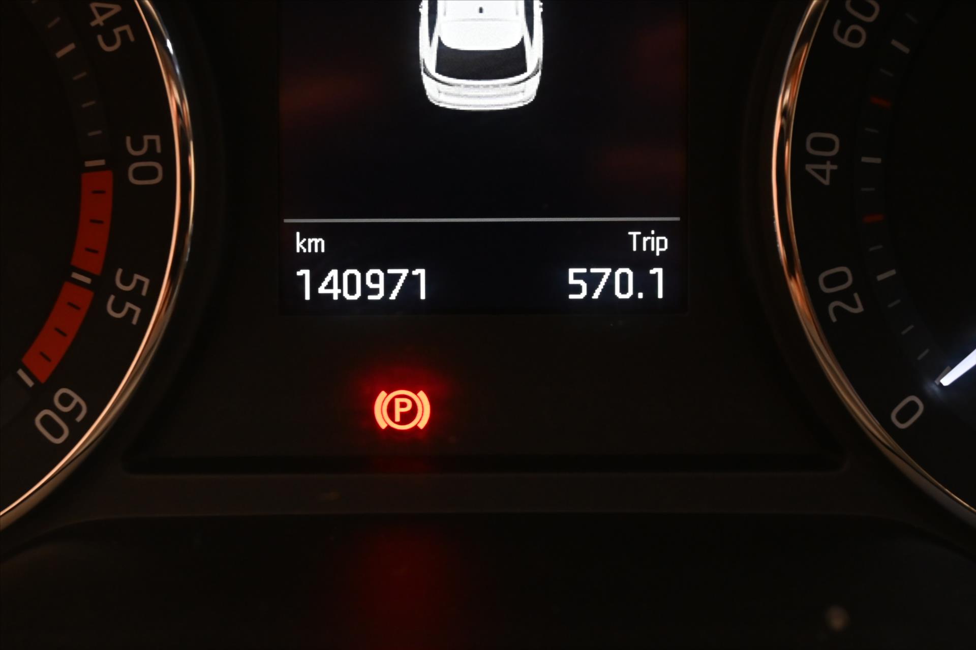 Hlavní fotografie vozu Škoda Octavia 2,0 TDI 110 KW DSG Ambition Záruka až 5 let (17)