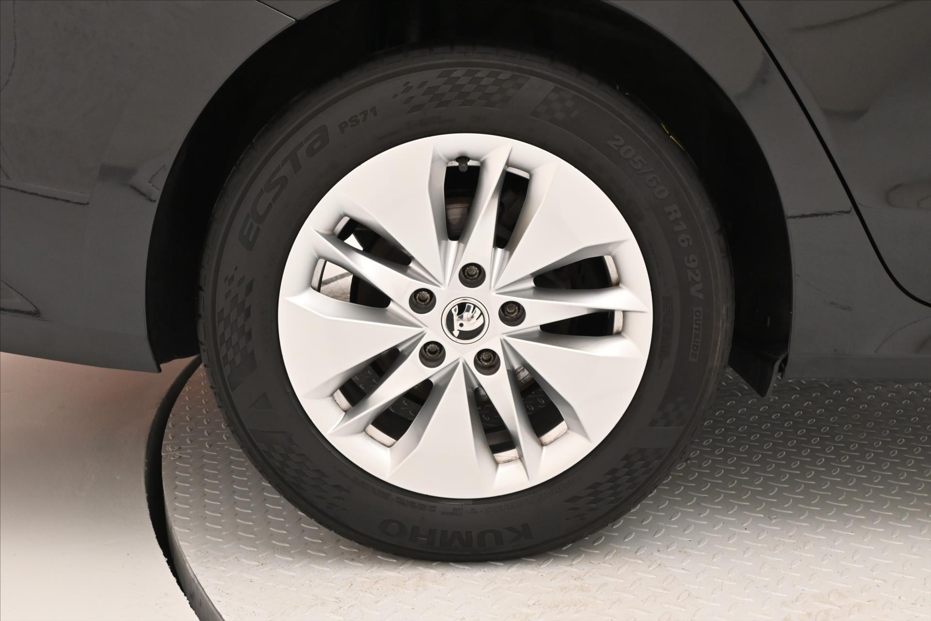 Main photo of the car Skoda Octavia 2.0 TDI 110KW DSG Ambition Warranty up to 5 years (32)