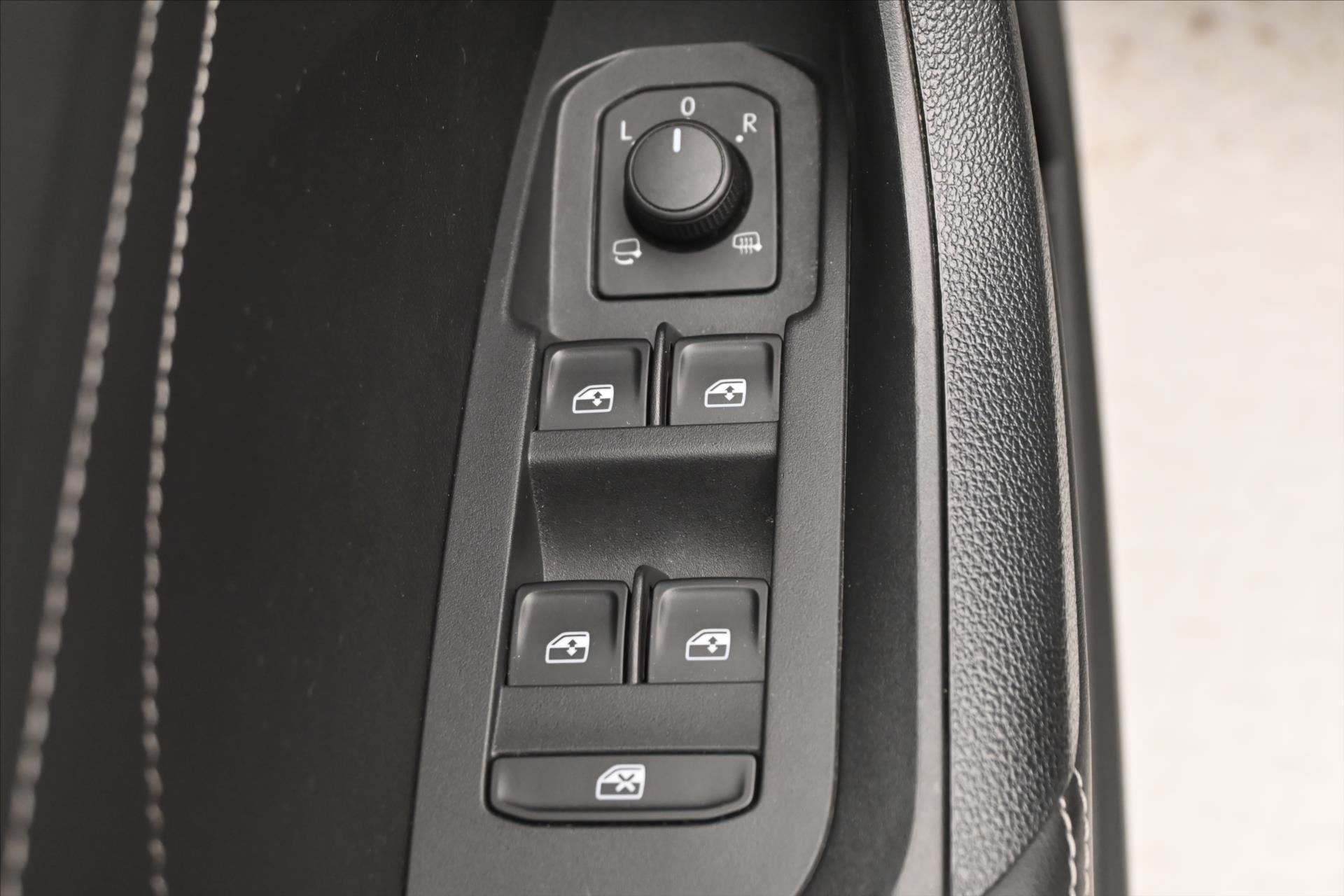 Hlavní fotografie vozu Škoda Kodiaq 2,0 TDI 110 kW DSG  PANORAMA Záruka až 5 let (25)