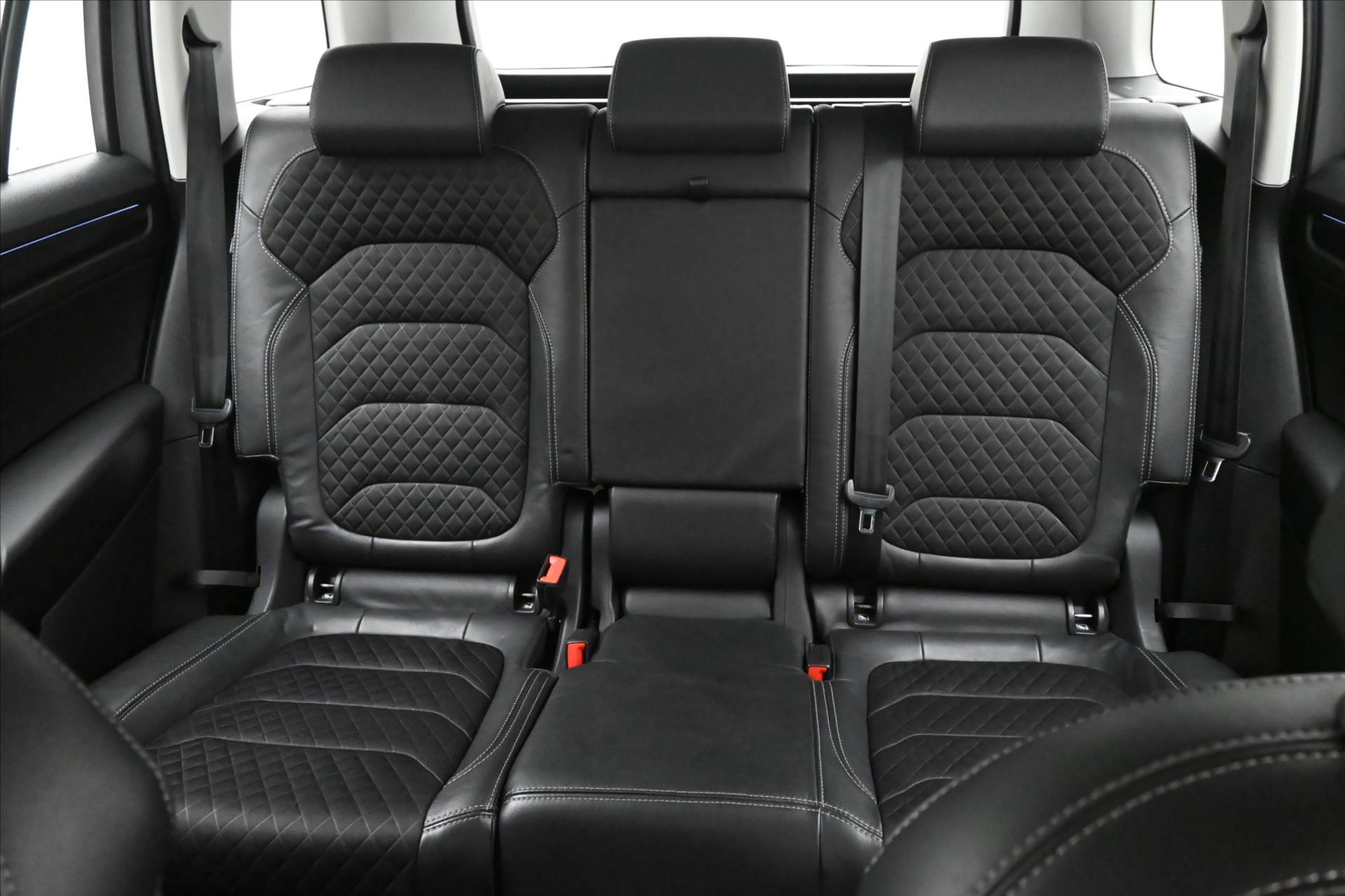 Hlavní fotografie vozu Škoda Kodiaq 1,5 TSI 110 kW DSG Business Záruka až 5 let (30)