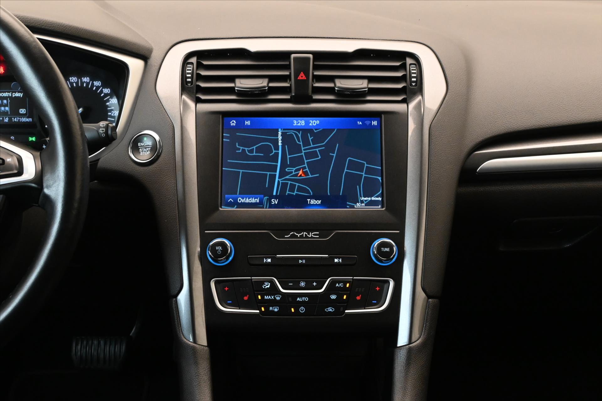 Hlavní fotografie vozu Ford Mondeo 2,0 TDCi 110kW AT8 Titanium Záruka až 5 let (15)