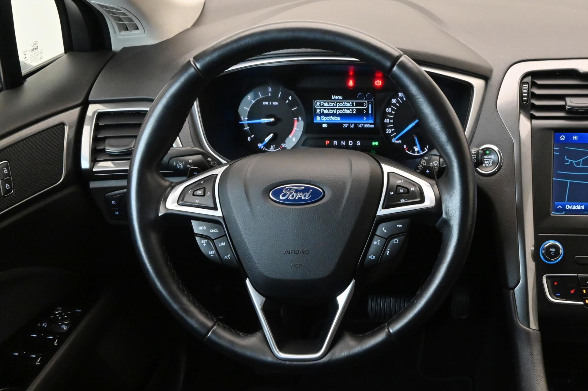 Hlavní fotografie vozu Ford Mondeo 2,0 TDCi 110kW AT8 Titanium Záruka až 5 let (20)