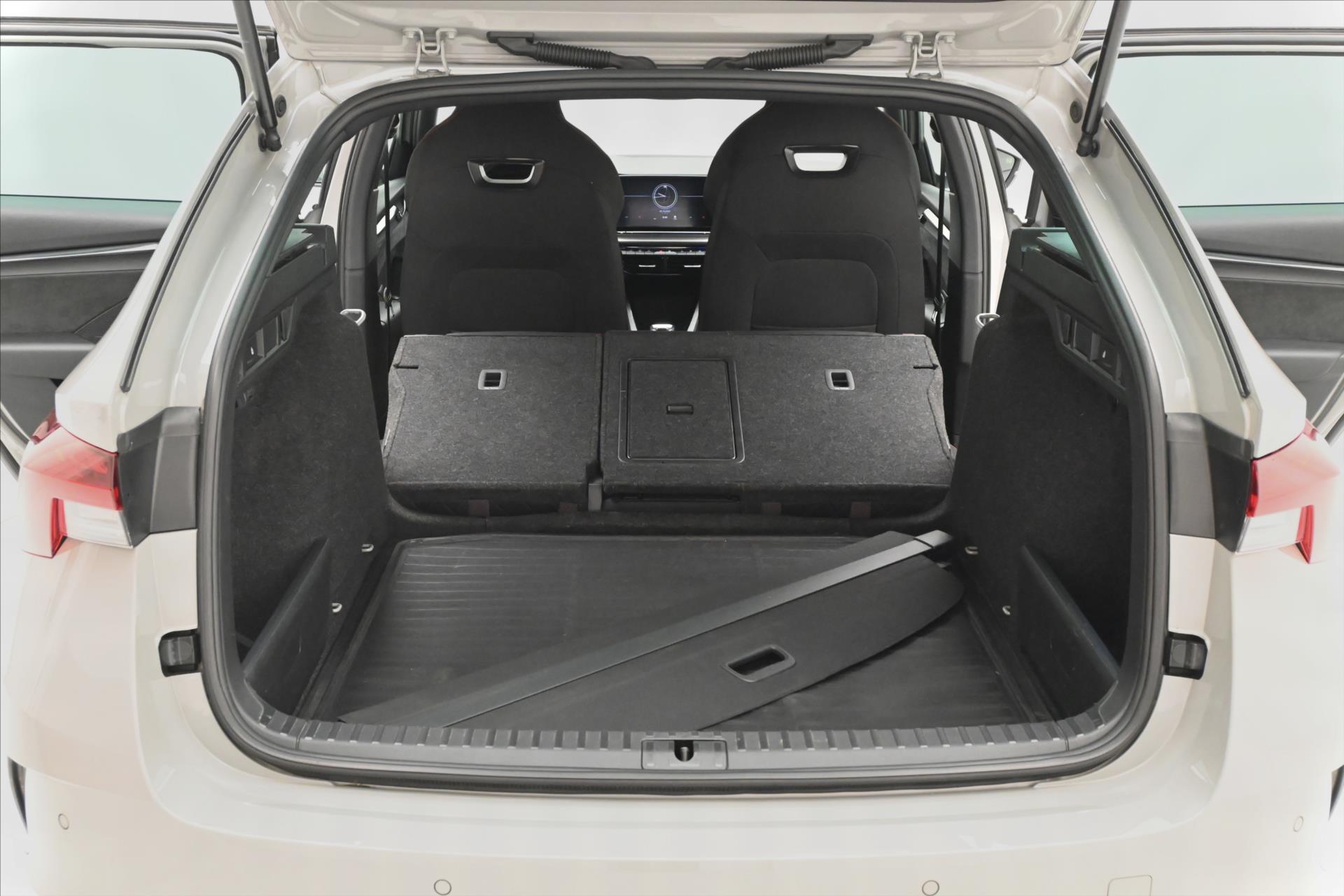 Hlavní fotografie vozu Škoda Octavia 2,0 TDI RS 147 kW DSG Záruka až 5 let (11)