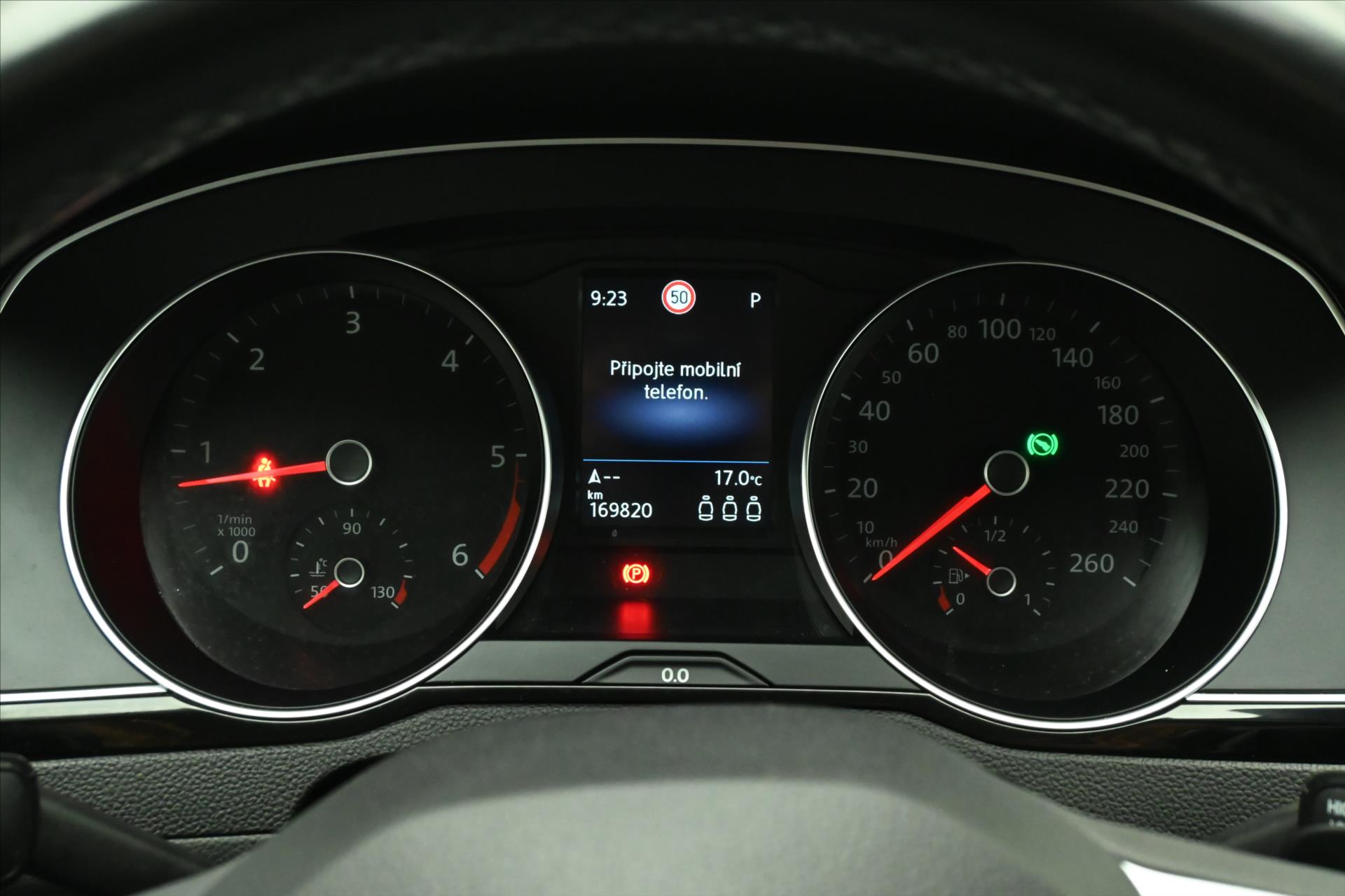 Main photo of the car Volkswagen Passat 2.0 TDI 140 kW DSG ELEGANCE Warranty up to 5 years (16)