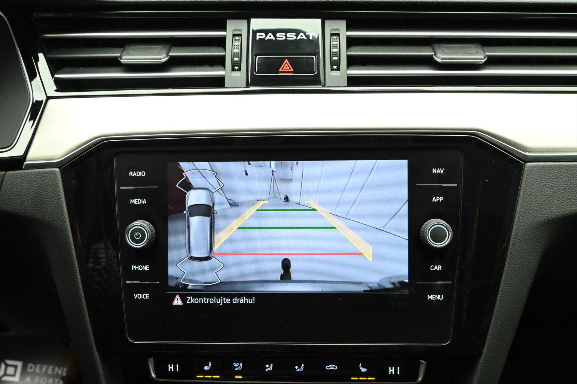 Main photo of the car Volkswagen Passat 2.0 TDI 140 kW DSG ELEGANCE Warranty up to 5 years (21)