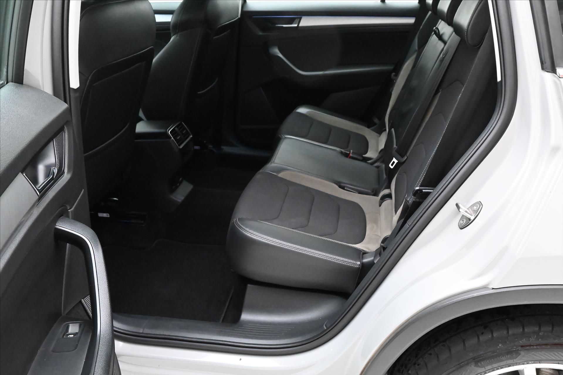 Hlavní fotografie vozu Škoda Kodiaq 1,5 TSI 110 kW Business Edition Záruka až 5 let (14)