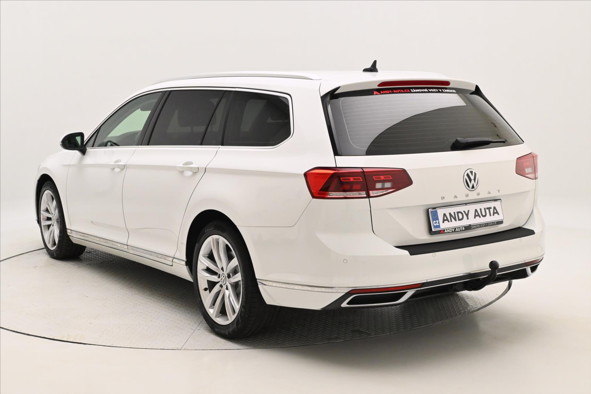 Hlavní fotografie vozu Volkswagen Passat 2,0 TDI 110 kW DSG Elegance Záruka až 5 let (7)
