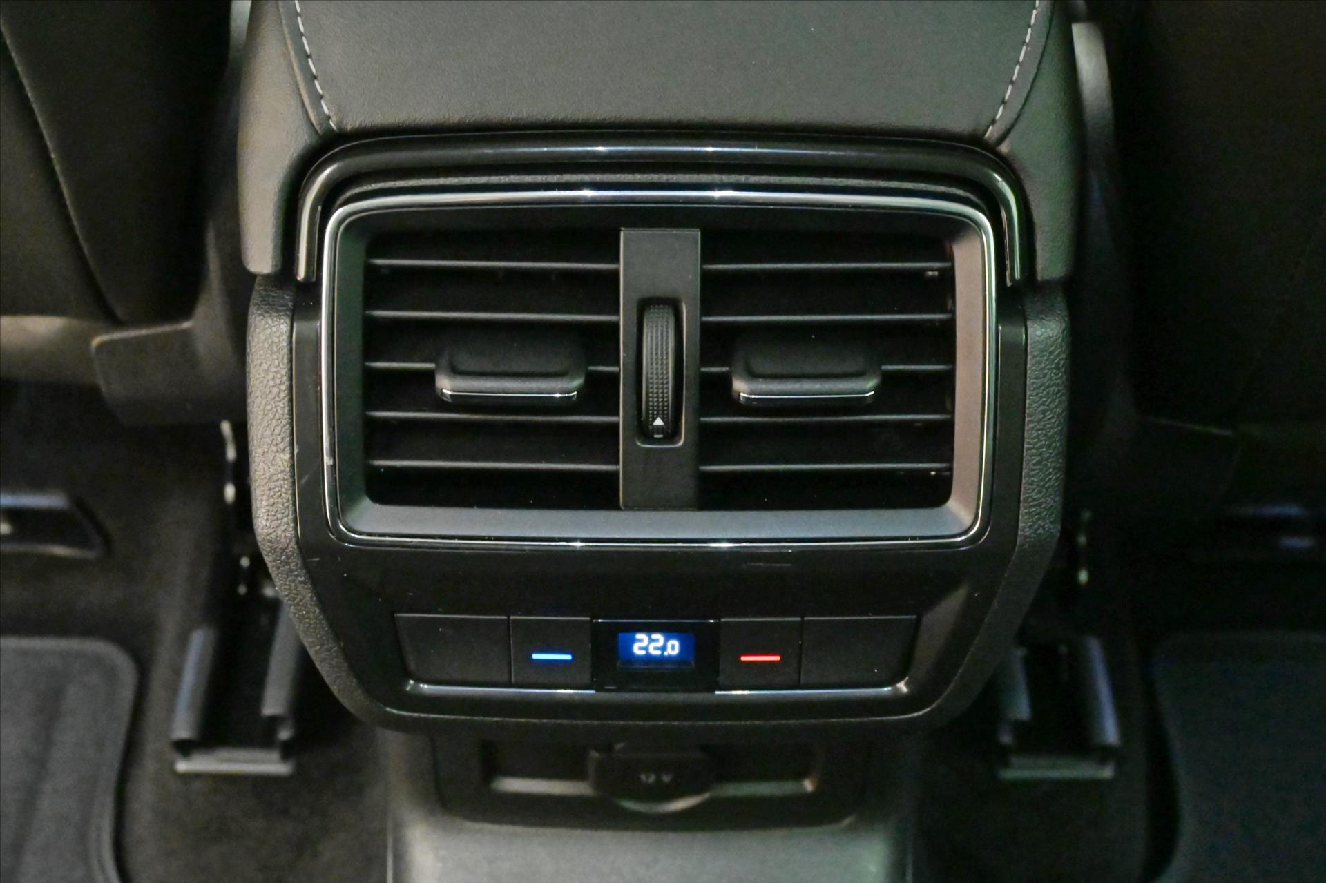 Hlavní fotografie vozu Škoda Kodiaq 2,0 TDI 110 kW DSG Style Záruka až 5 let (24)